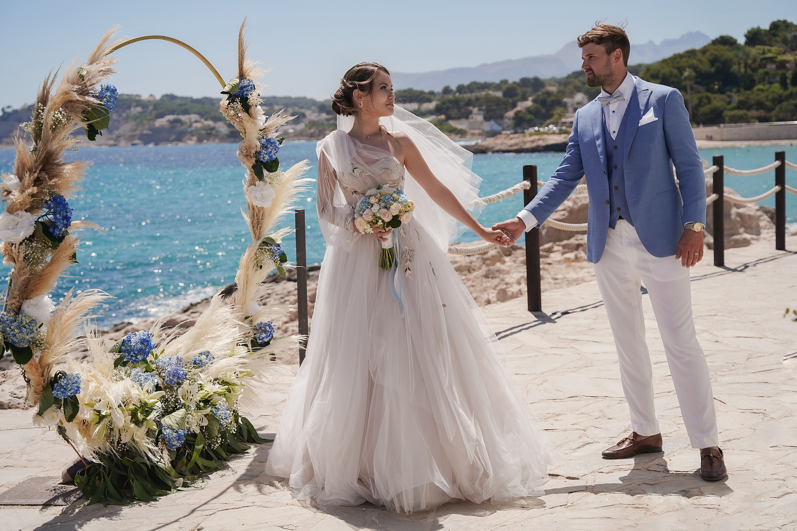 Bodas (contactos). Fotografo familiar, bodas, reportaje Diana Memetova Alicante, Benidorm