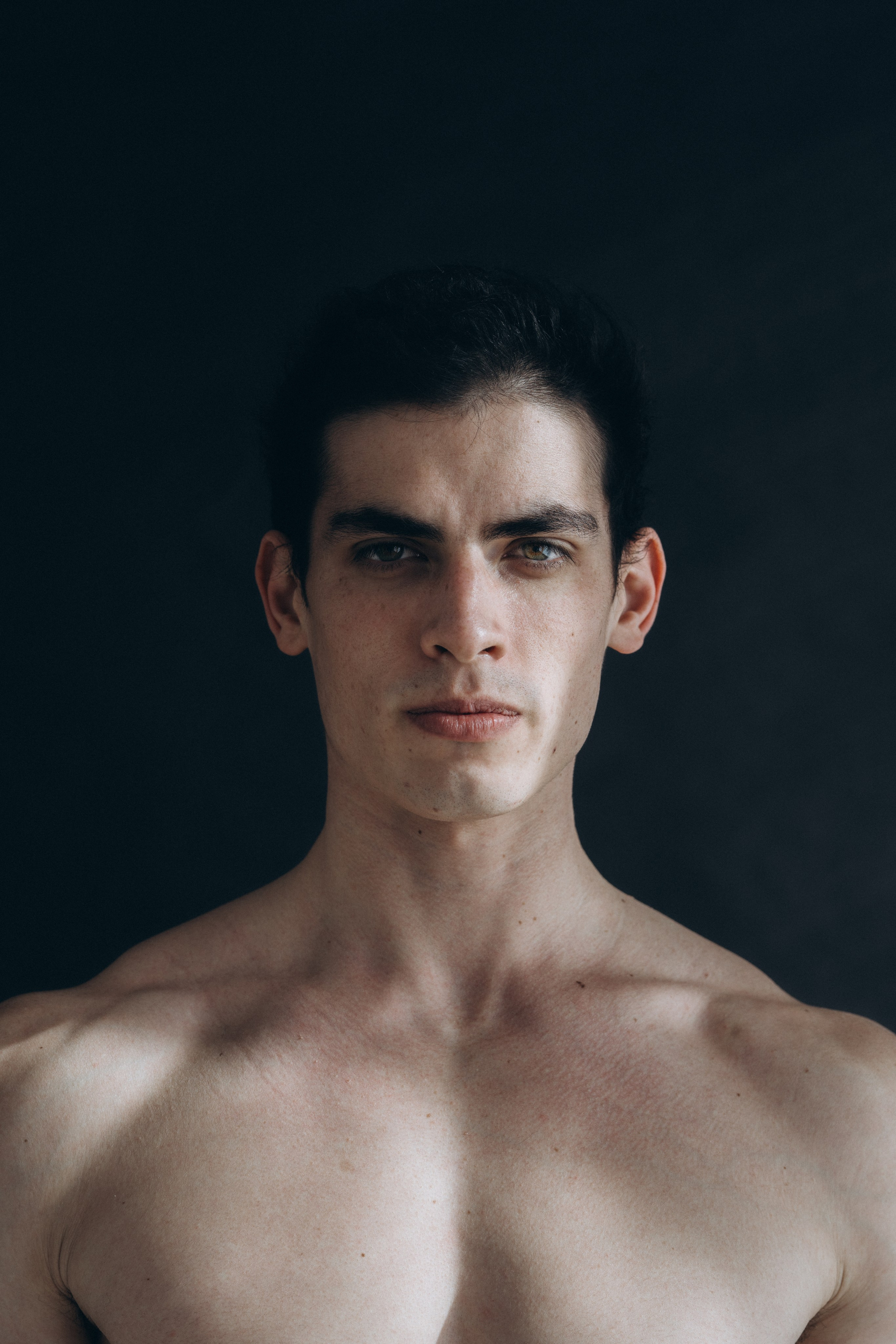 DANCERS. Victoria Olonen – Cinematic Portrait Artist | Helsinki & Europe