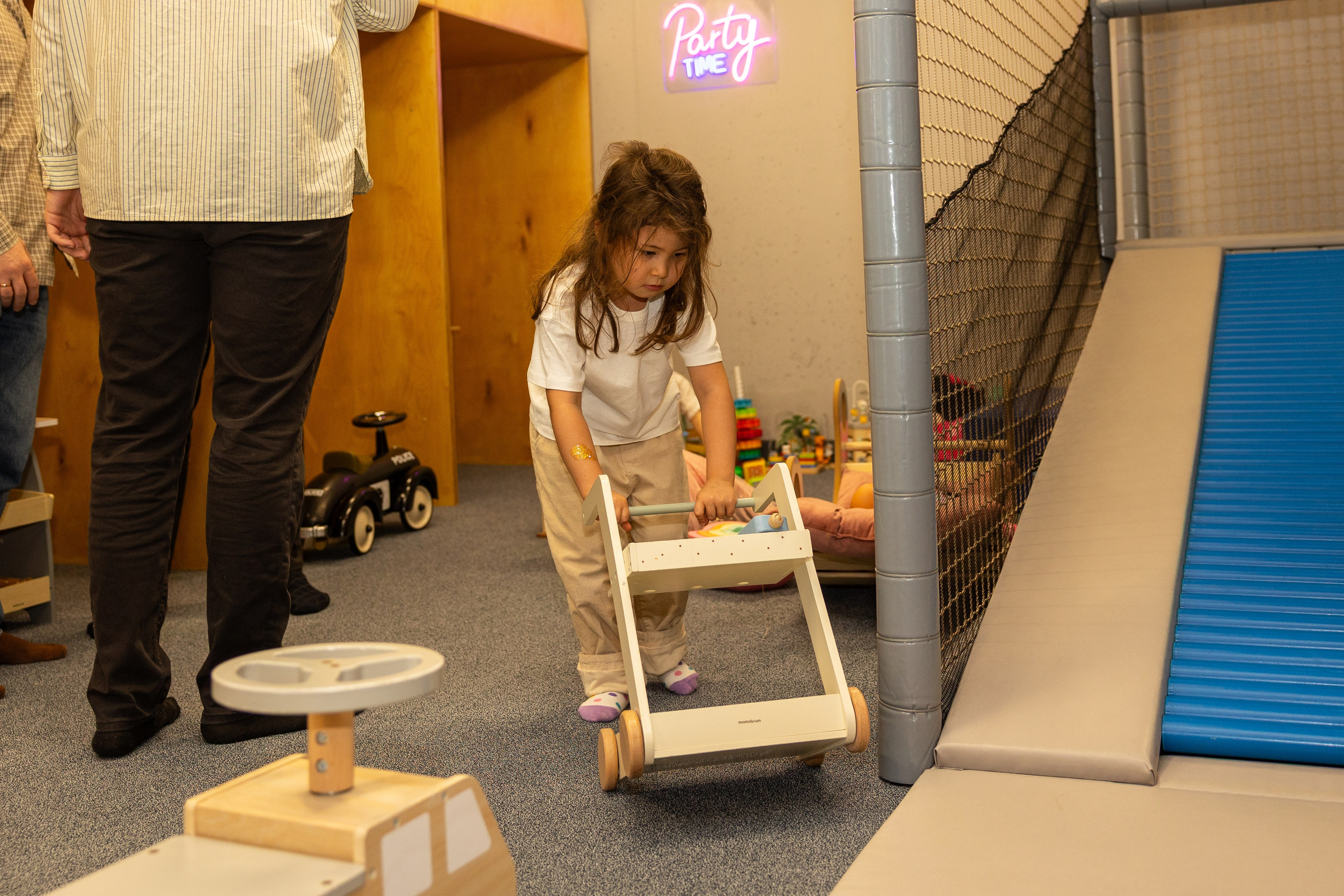 День рождения Артёма 24 января 2026 года. Семейный и детский фотограф в Варшаве Мила Бобровская