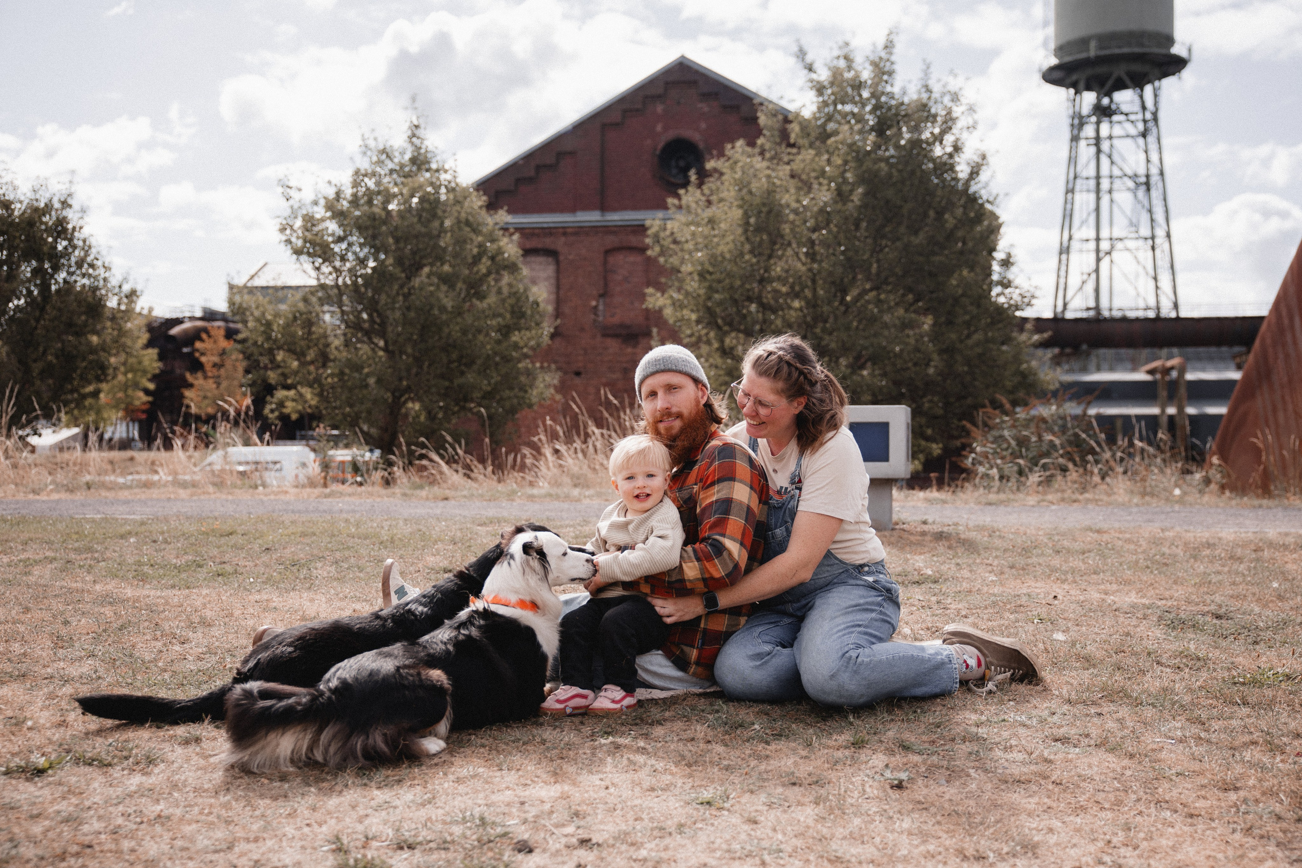 Thessa & Moritz I Westpark Bochum. Hochzeitsfotografin Bochum | Halyna Reiche Fotografie NRW