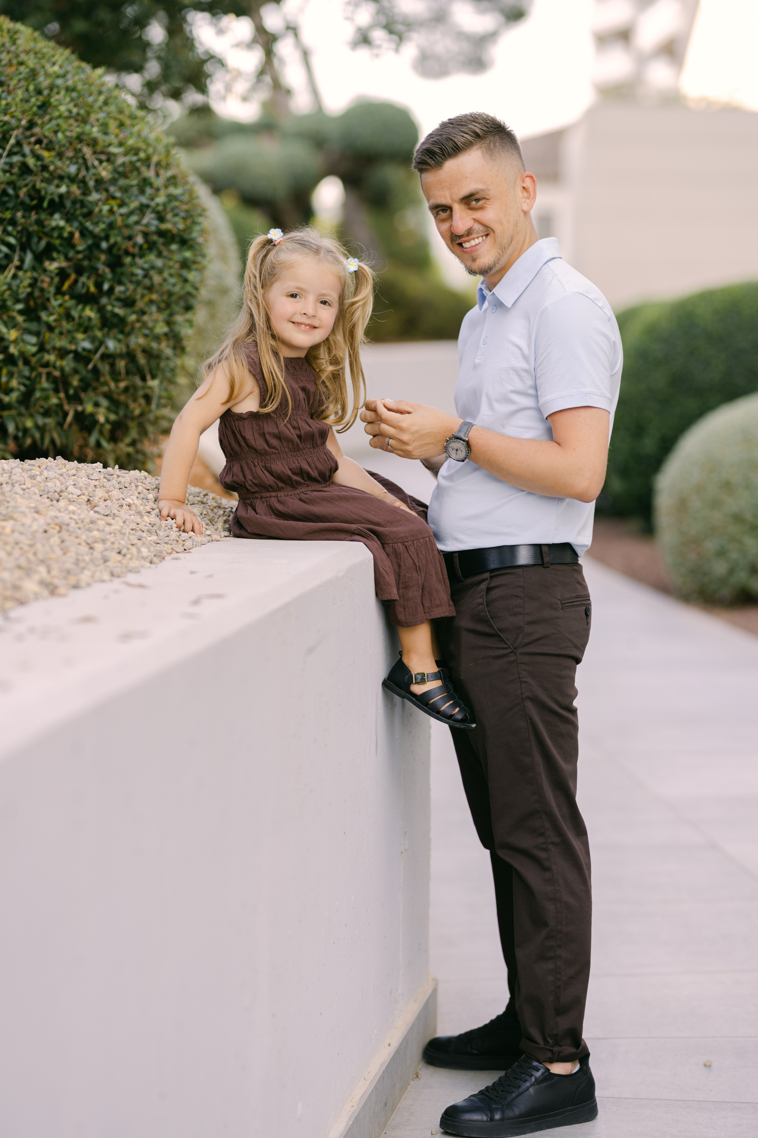 Family Photoshoot Mallorca Arenal — Natural Lifestyle Photography. Photographer in Mallorca