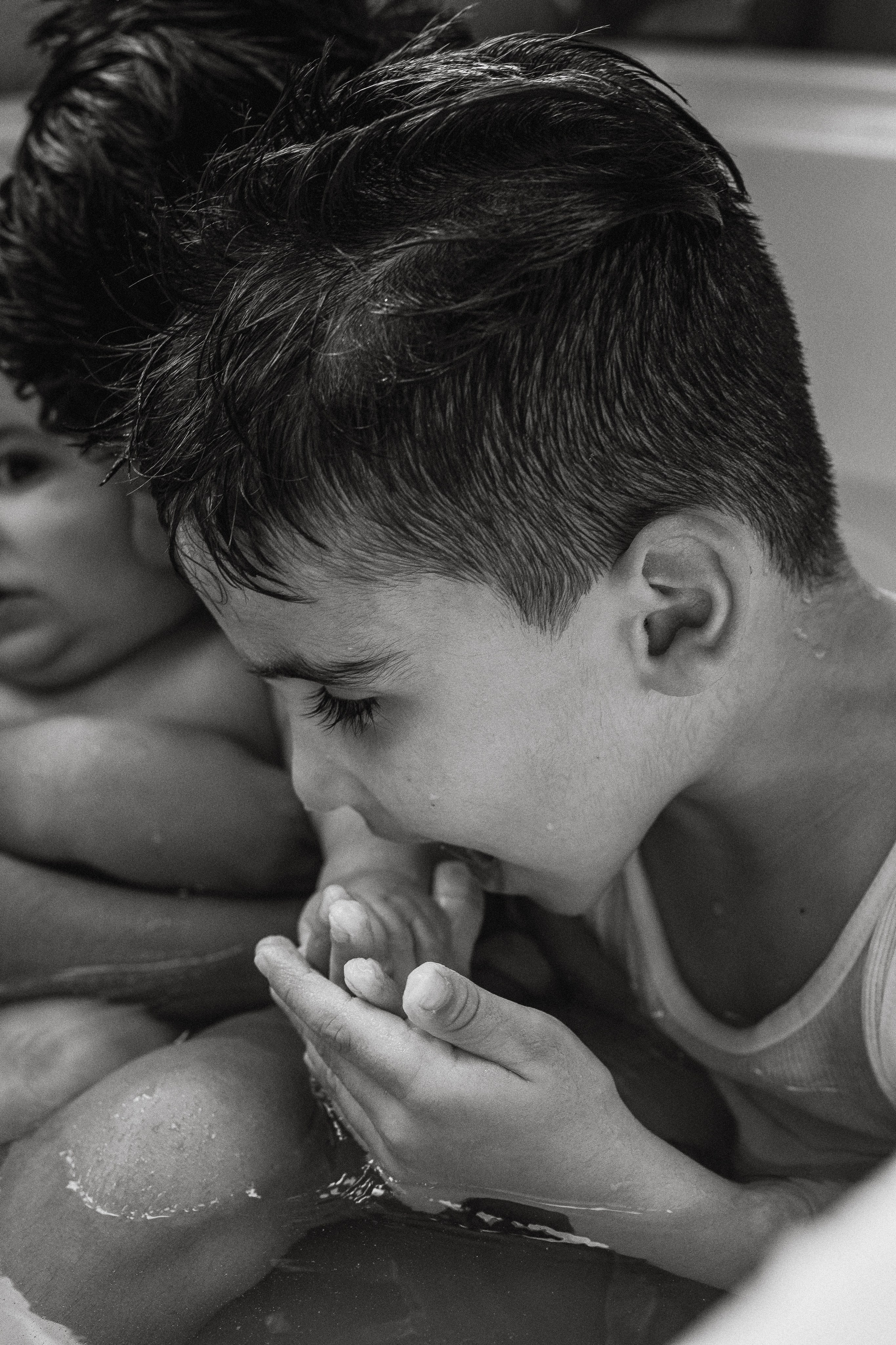 Indoor Family Photography – Warm & Relaxed Atmosphere. Alisa Tant — Family and newborn photographer Bucks County, Montgomery county, Philadelphia, NJ