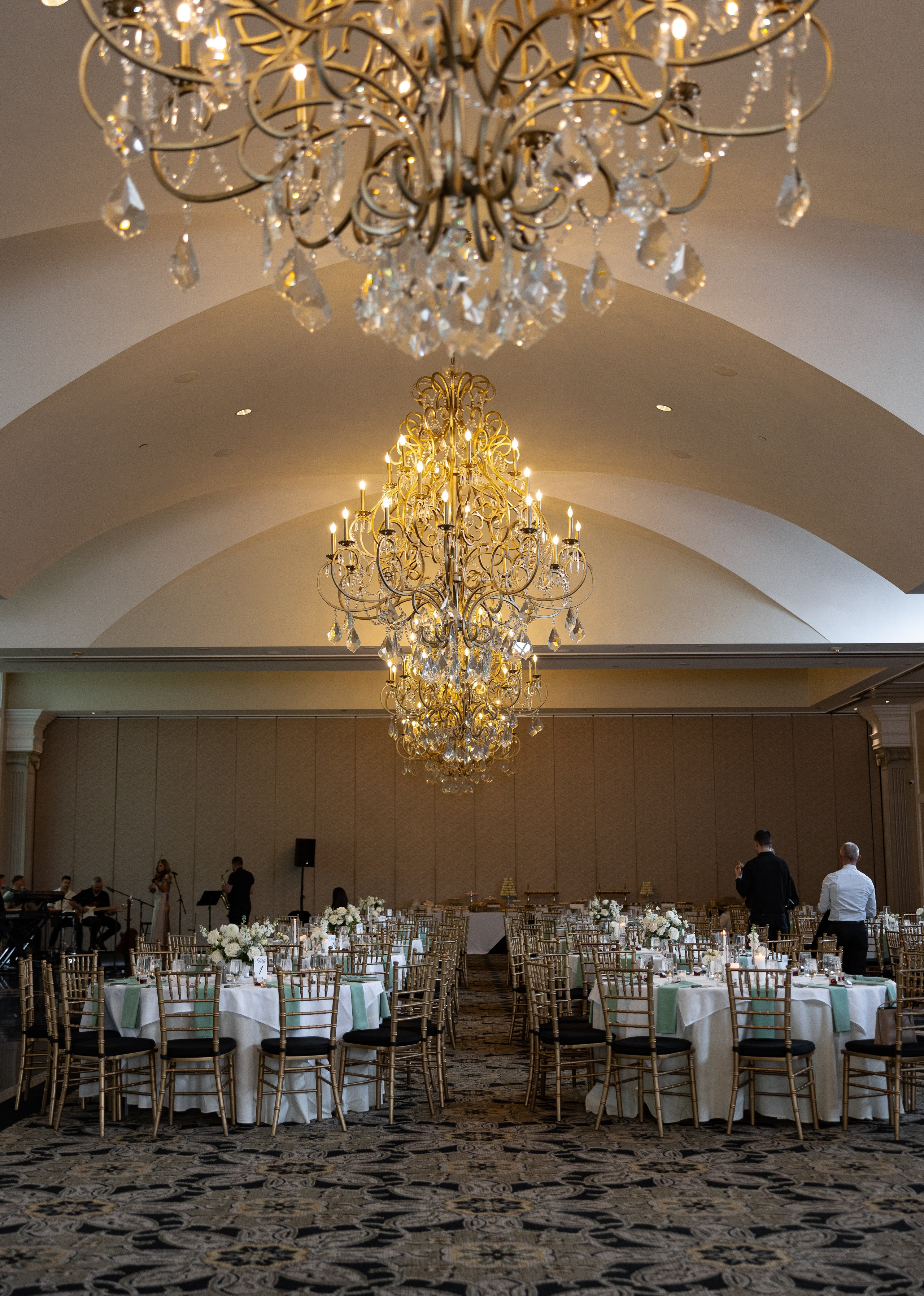 Vitalii and Diana. Massachusetts. Photographer Anastasia Nagibina