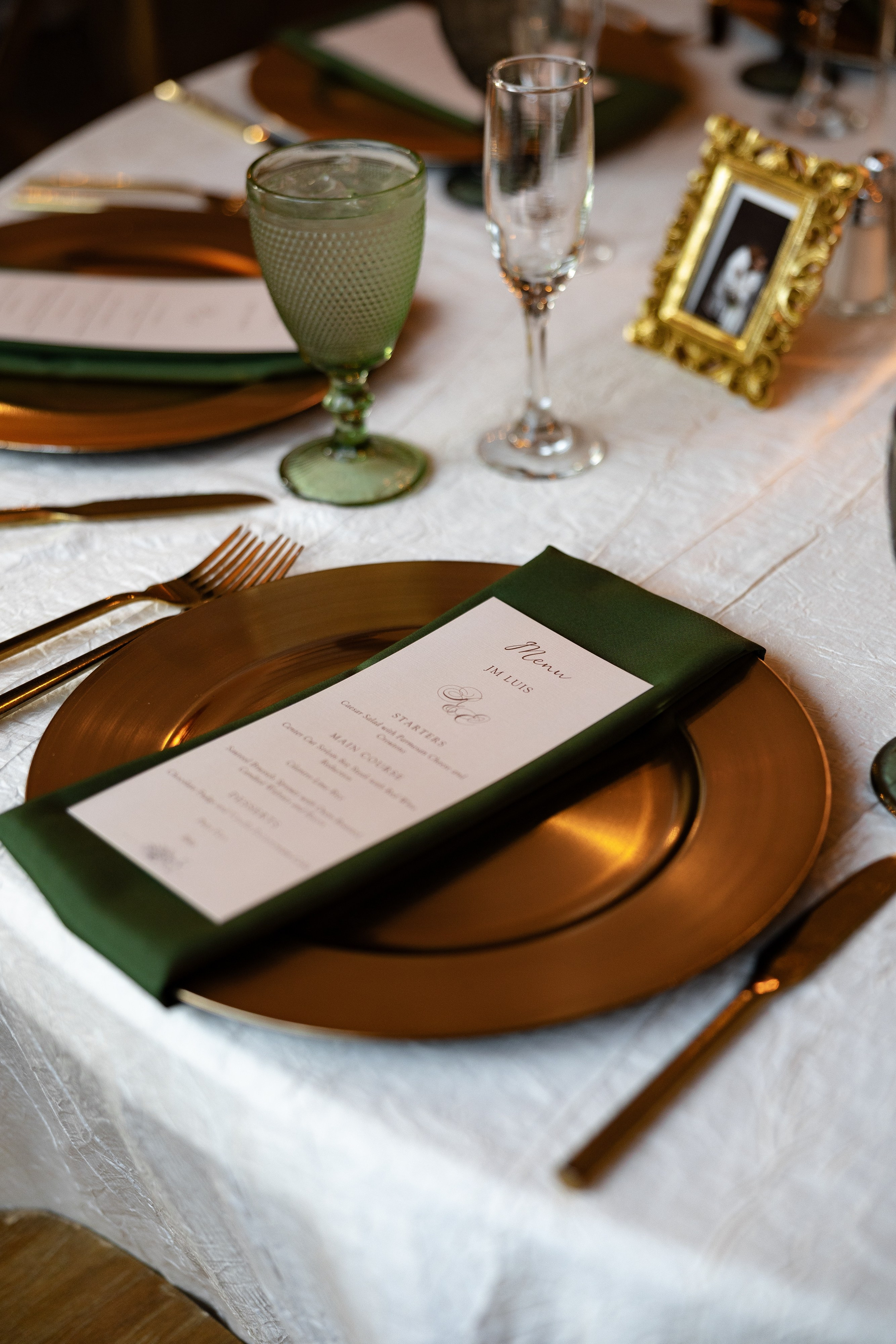 Eunice and RJ. Orlando. Photographer Anastasia Nagibina