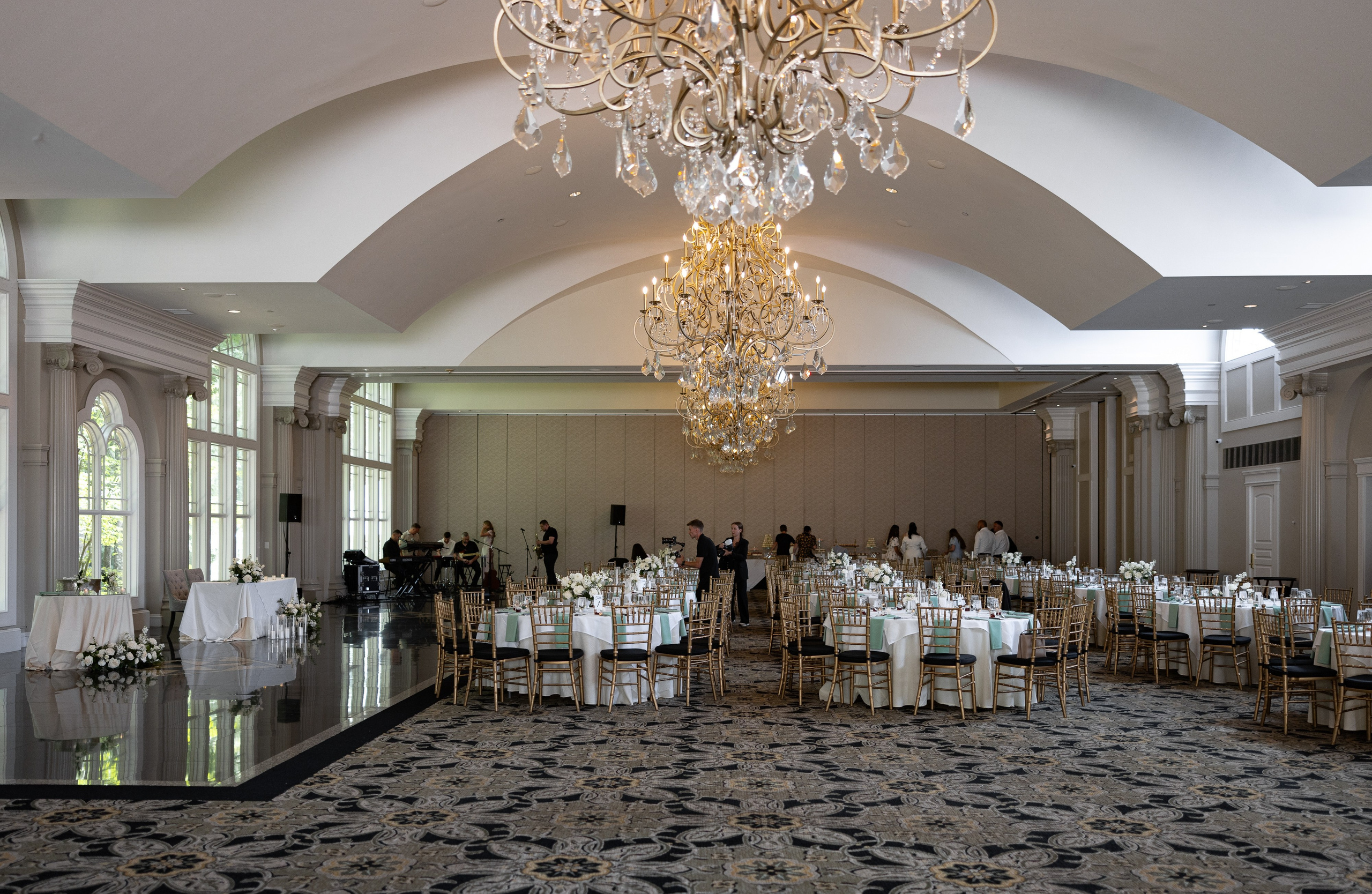 Vitalii and Diana. Massachusetts. Photographer Anastasia Nagibina