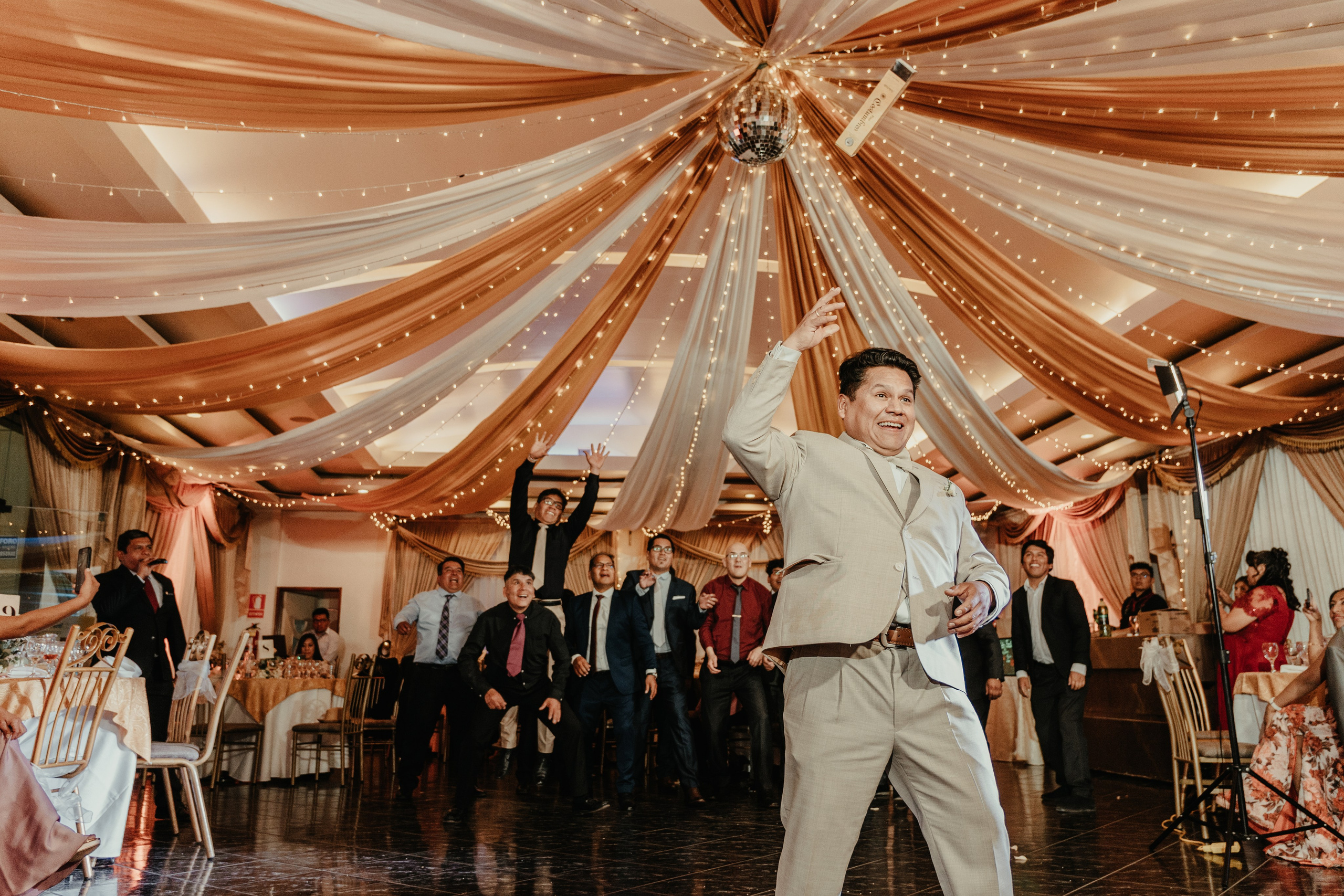 VANESSA + FRANKLIN BODA RELIGIOSA. Studio KVTA | Fotografía y Video de Bodas en Arequipa