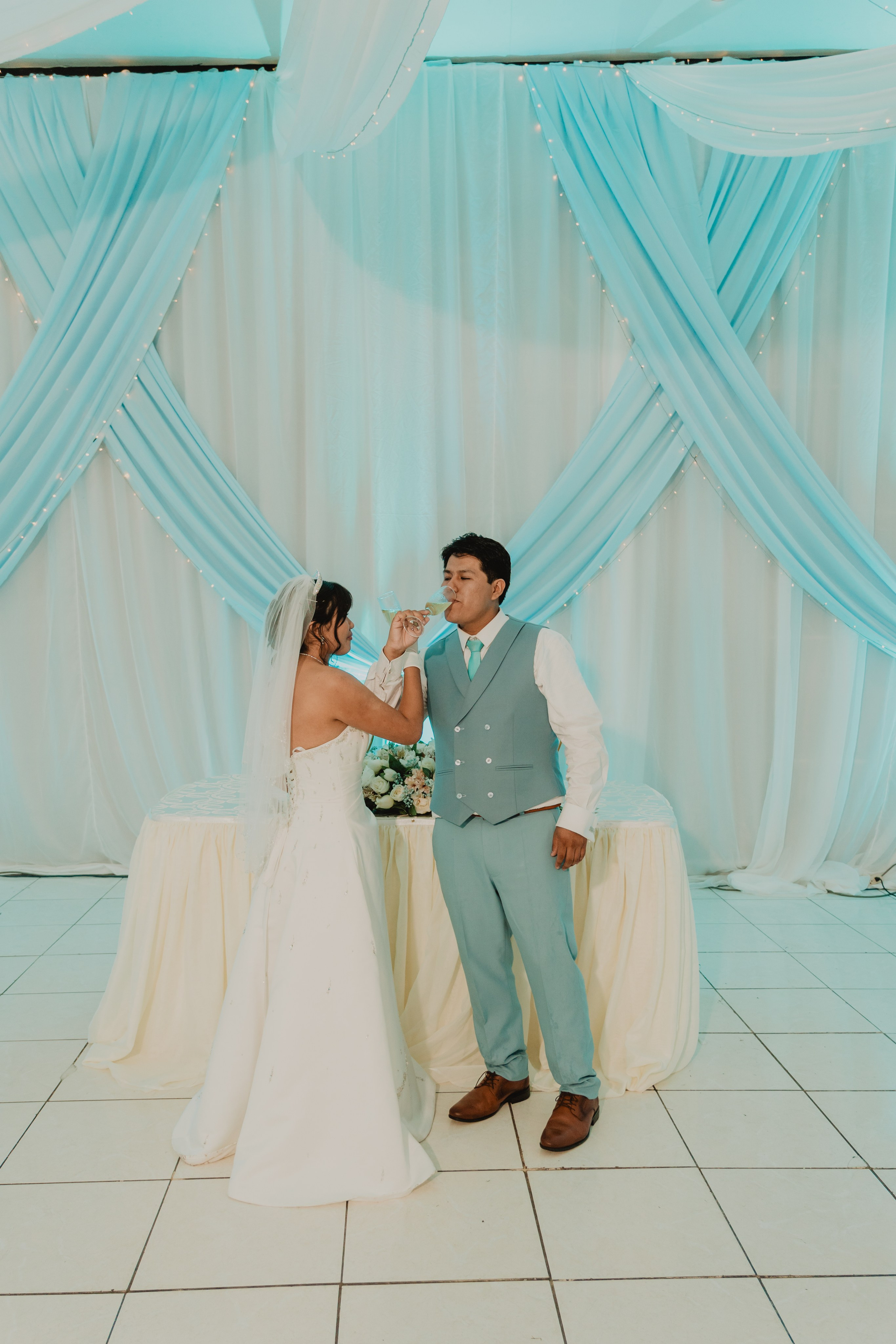 STEISY + EMMANUEL | BODA RELIGIOSA. Studio KVTA | Fotografía y Video de Bodas en Arequipa