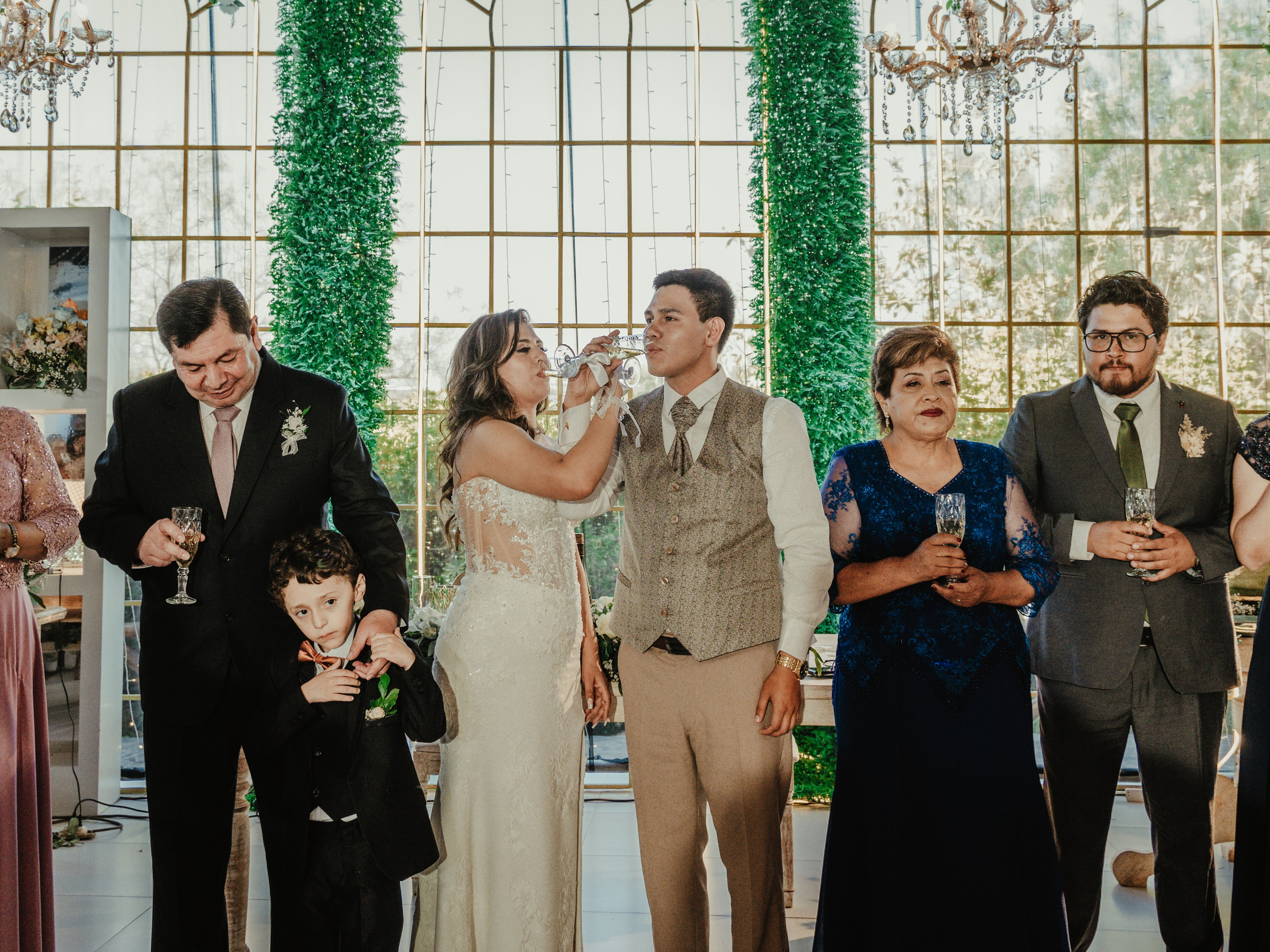 CARLA Y MARIO BODA RELIGIOSA. Studio KVTA | Fotografía y Video de Bodas en Arequipa