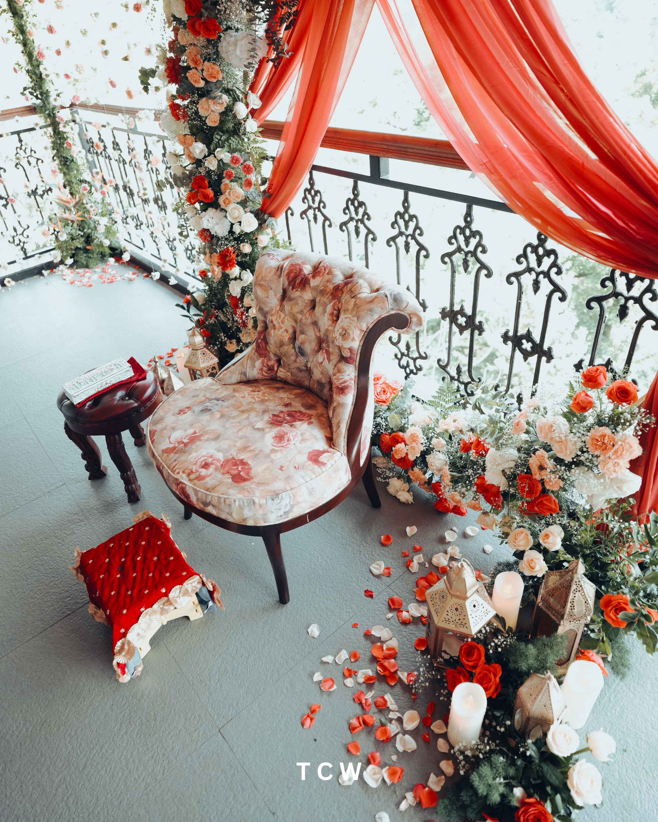 HALDI & MEHANDI. Wedding photographer Stalen Robert