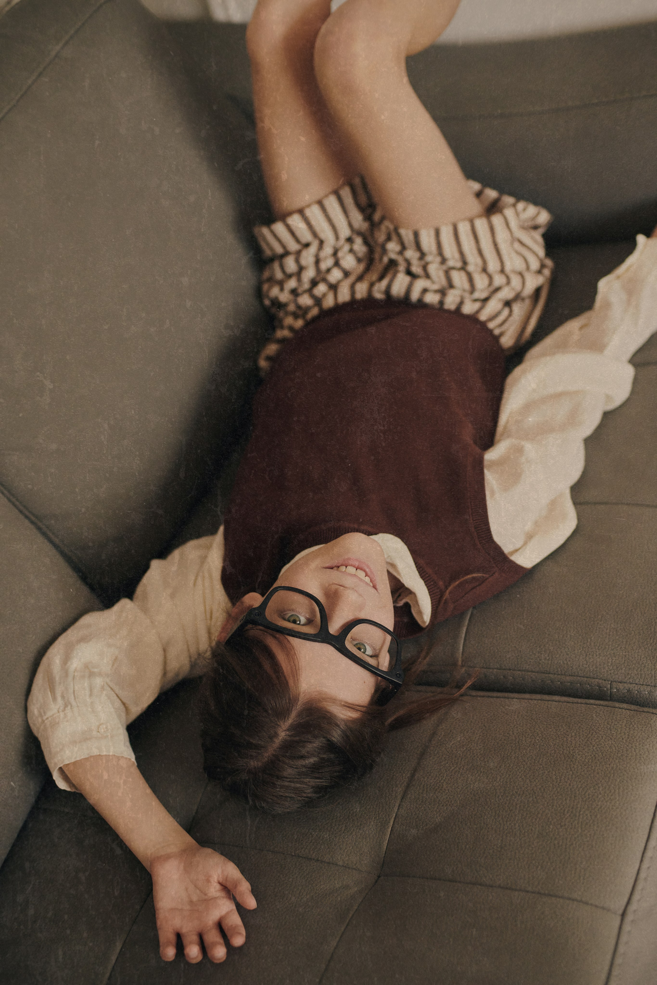 Home alone. Minimalist brand photographer & videographer | Raw sincerity. Pure Form