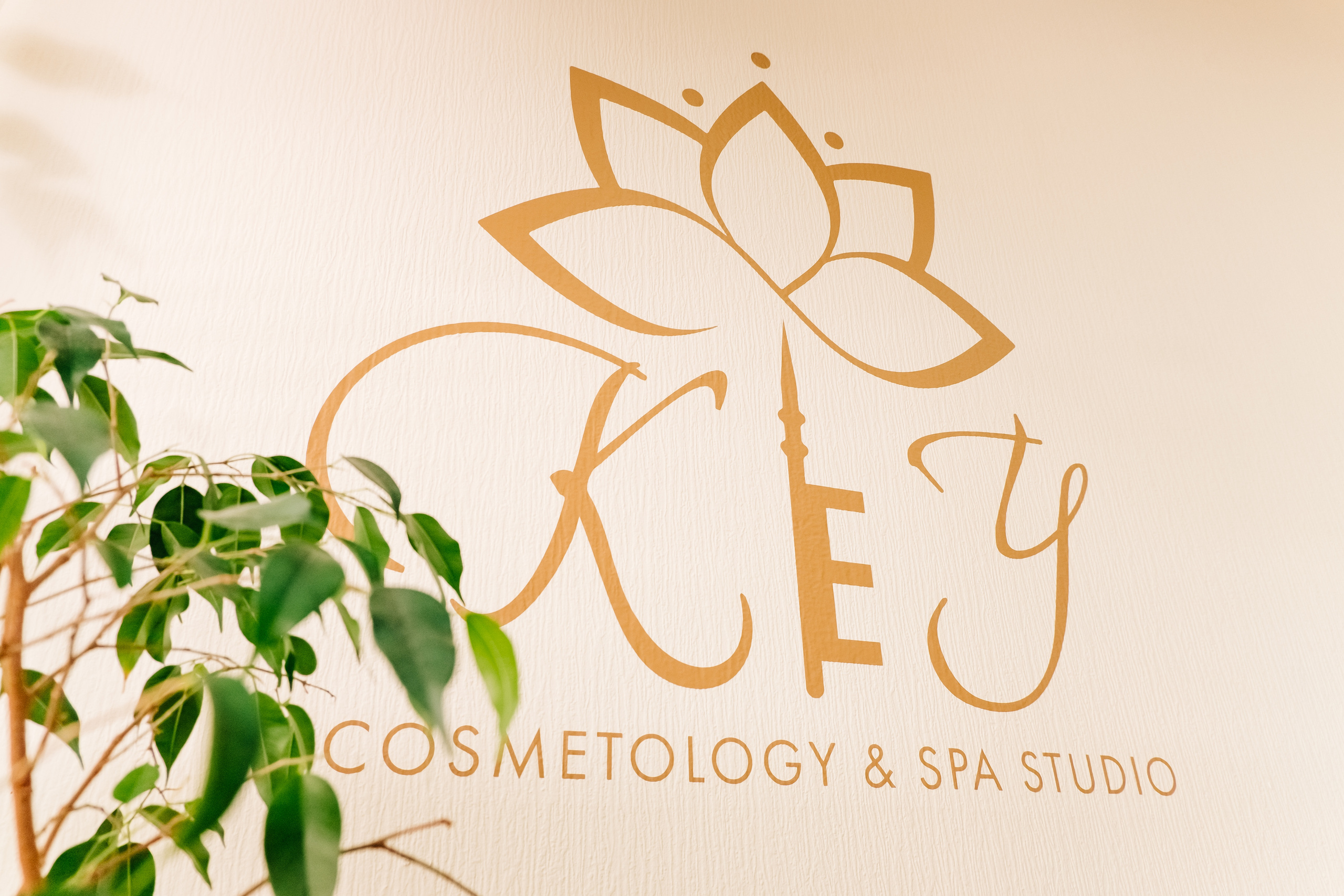 Фотоконтент для студії краси. Валерія Сичова. Сімейний та репортажний фотограф в Португаліі