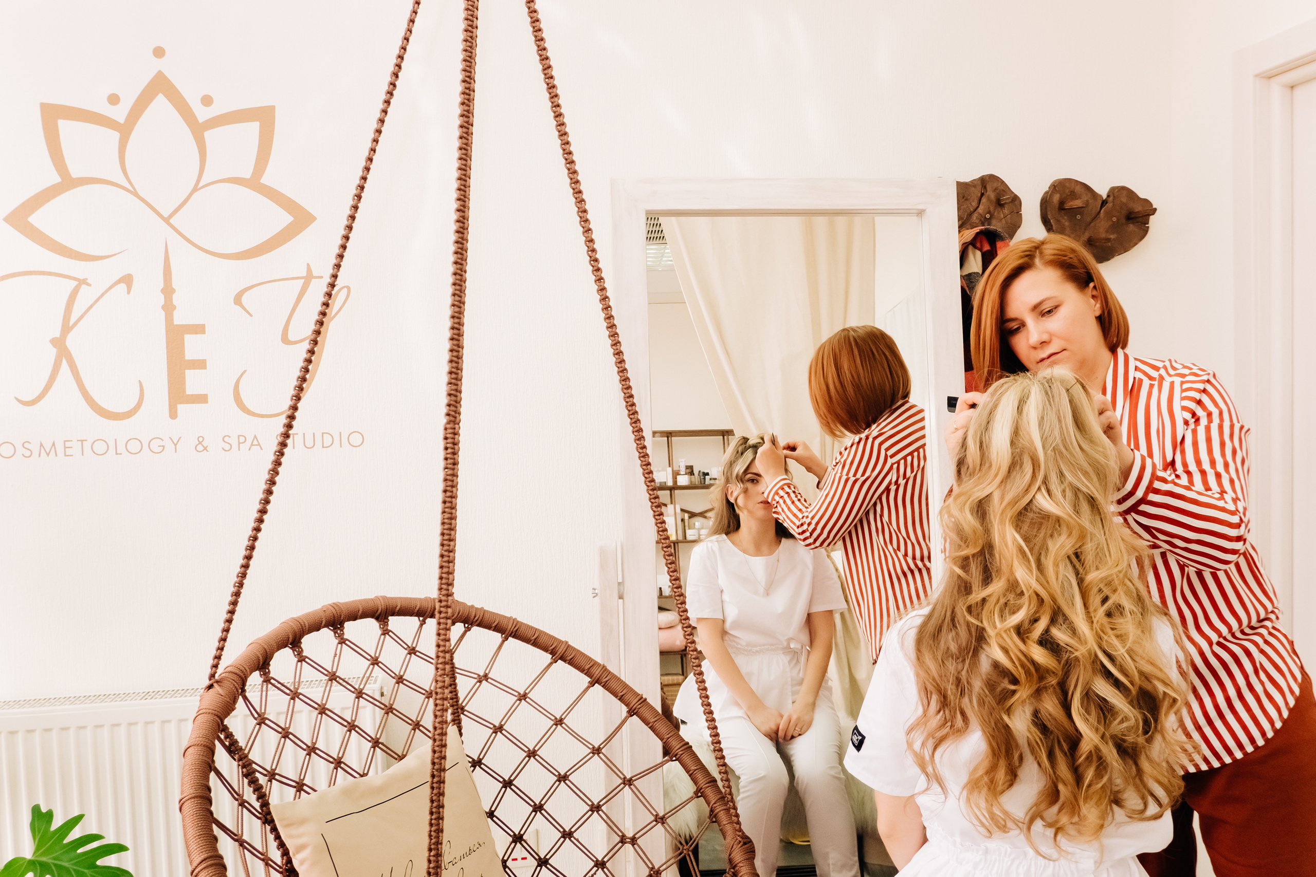 Фотоконтент для студії краси. Валерія Сичова. Сімейний та репортажний фотограф в Португаліі