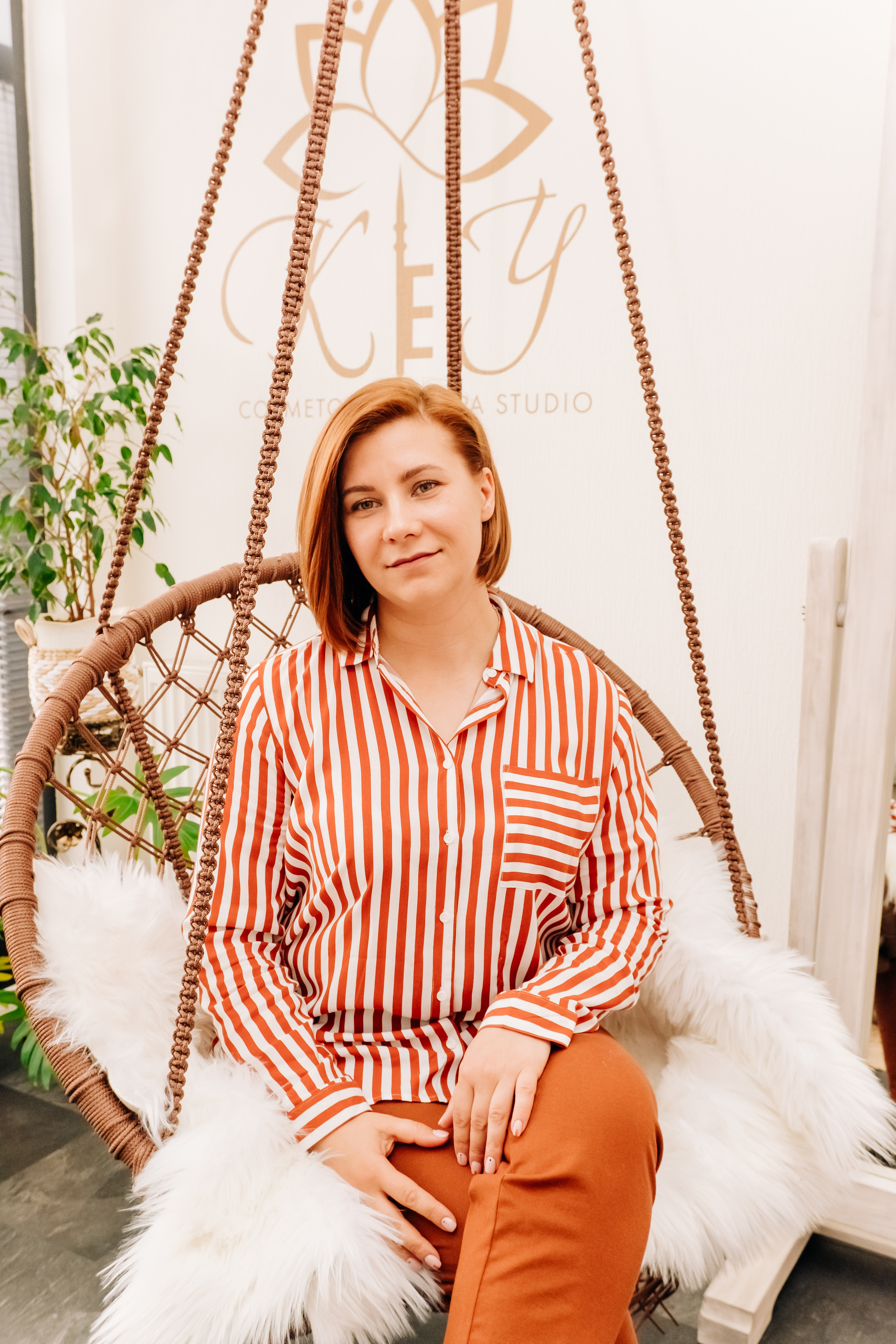 Фотоконтент для студії краси. Валерія Сичова. Сімейний та репортажний фотограф в Португаліі