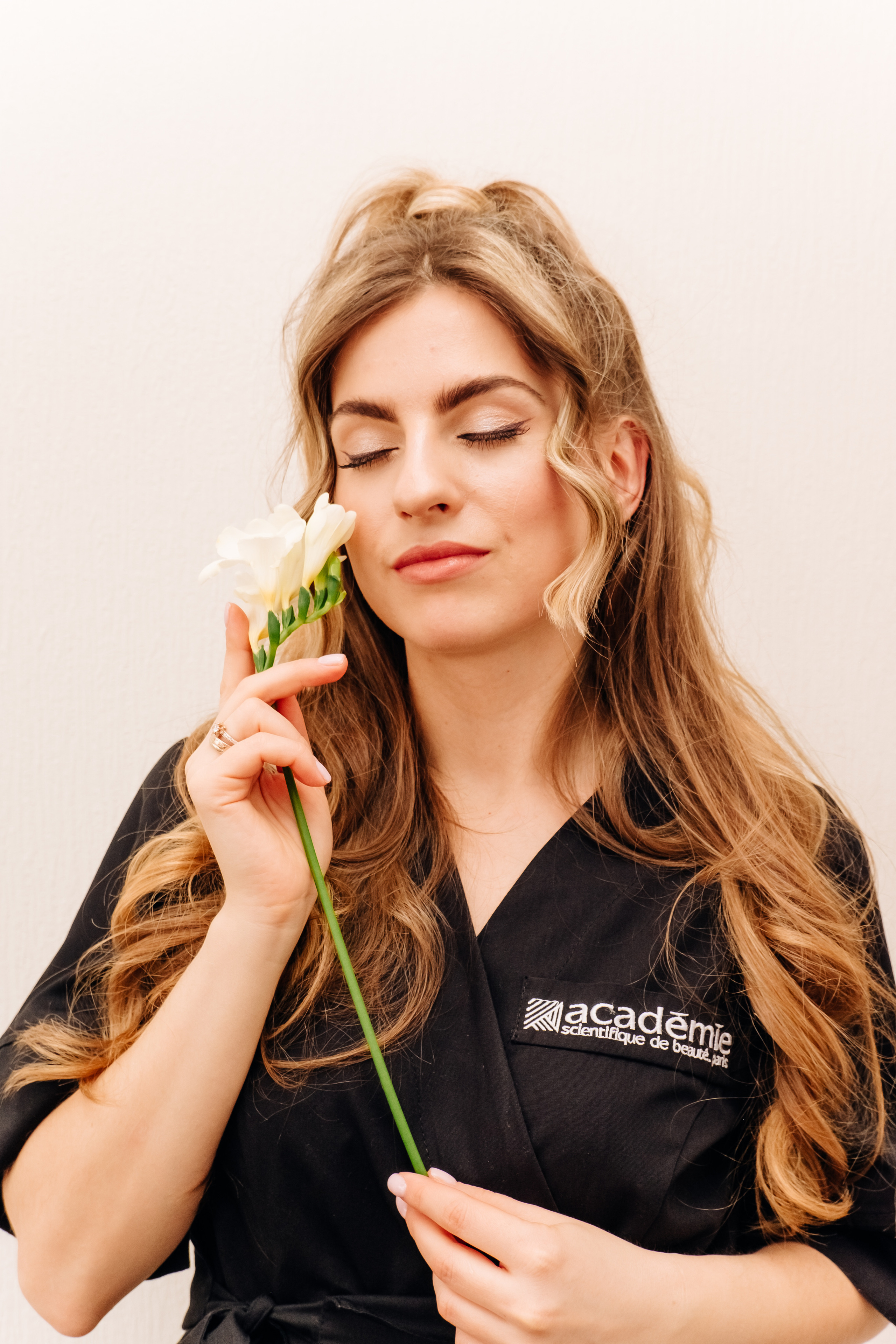 Фотоконтент для студії краси. Валерія Сичова. Сімейний та репортажний фотограф в Португаліі