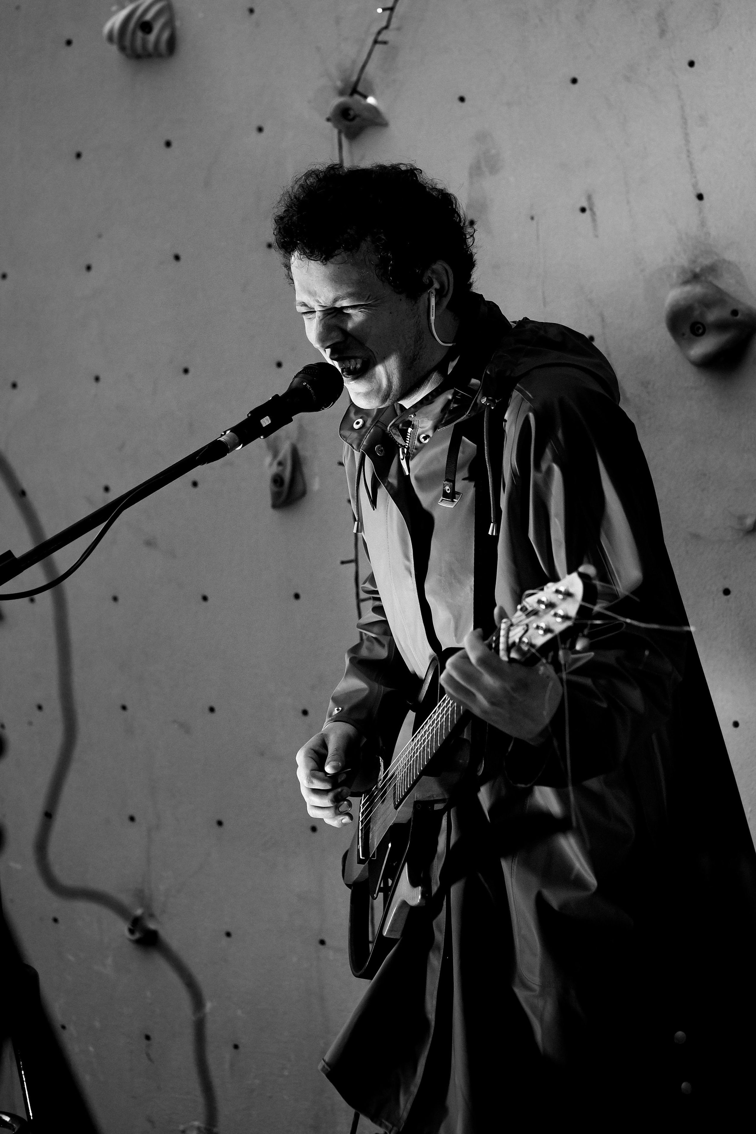 Концерт-онлайн під час карантину. RODIN N - RADIONIKA. Валерія Сичова. Сімейний та репортажний фотограф в Португаліі