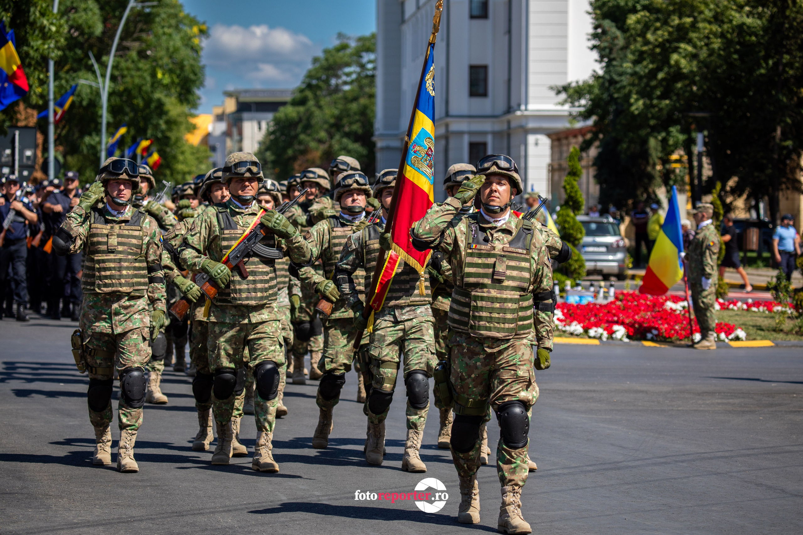 Ziua Drapelului Național sărbătorită la Botoșani. GALERIE FOTO.https://foto-reporter.ro .https://www.facebook.com/alinochirila/Ziua Drapelului Național sărbătorită la Botoșani. GALERIE FOTO.https://foto-reporter.ro .https://www.facebook.com/alinochirila/