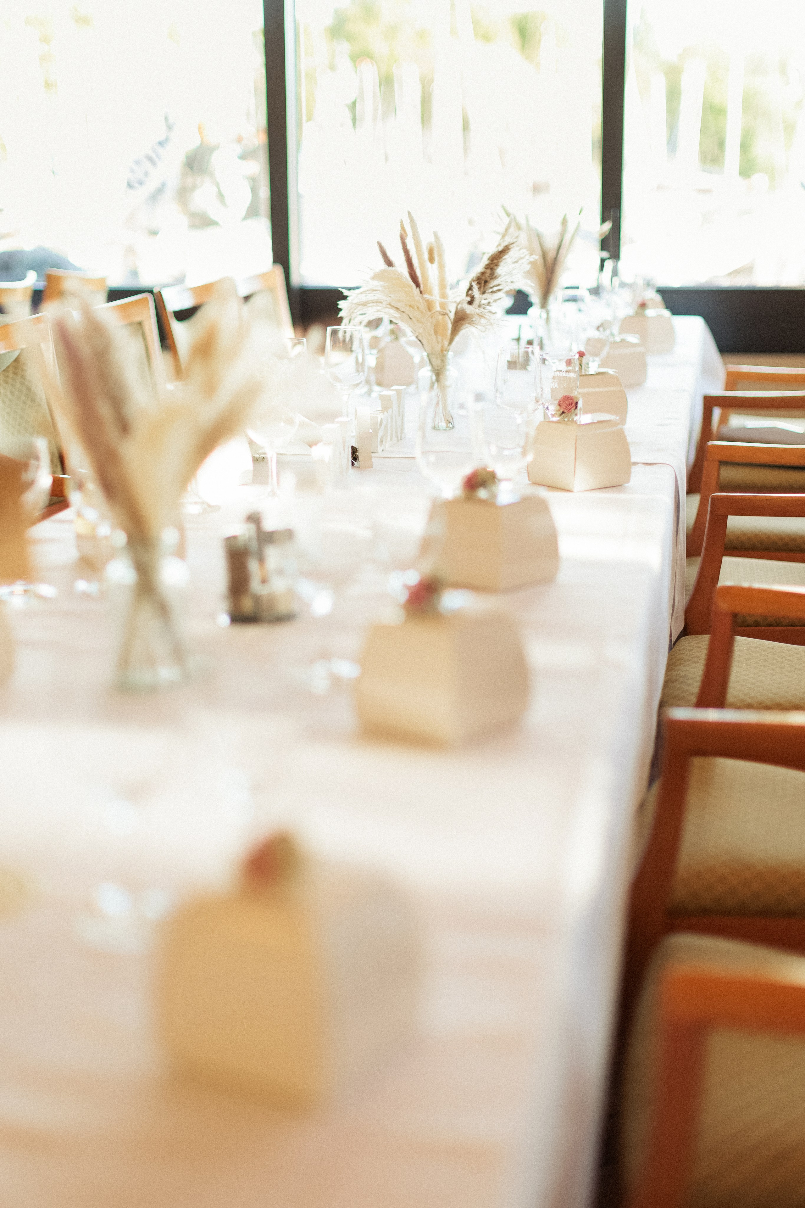 Traumhochzeit im Bobby Reich | Moderne Liebe am Hamburger Alsterufer. Hochzeitsfotograf und Hochzeitsvideograf aus Hamburg | Roka21Film