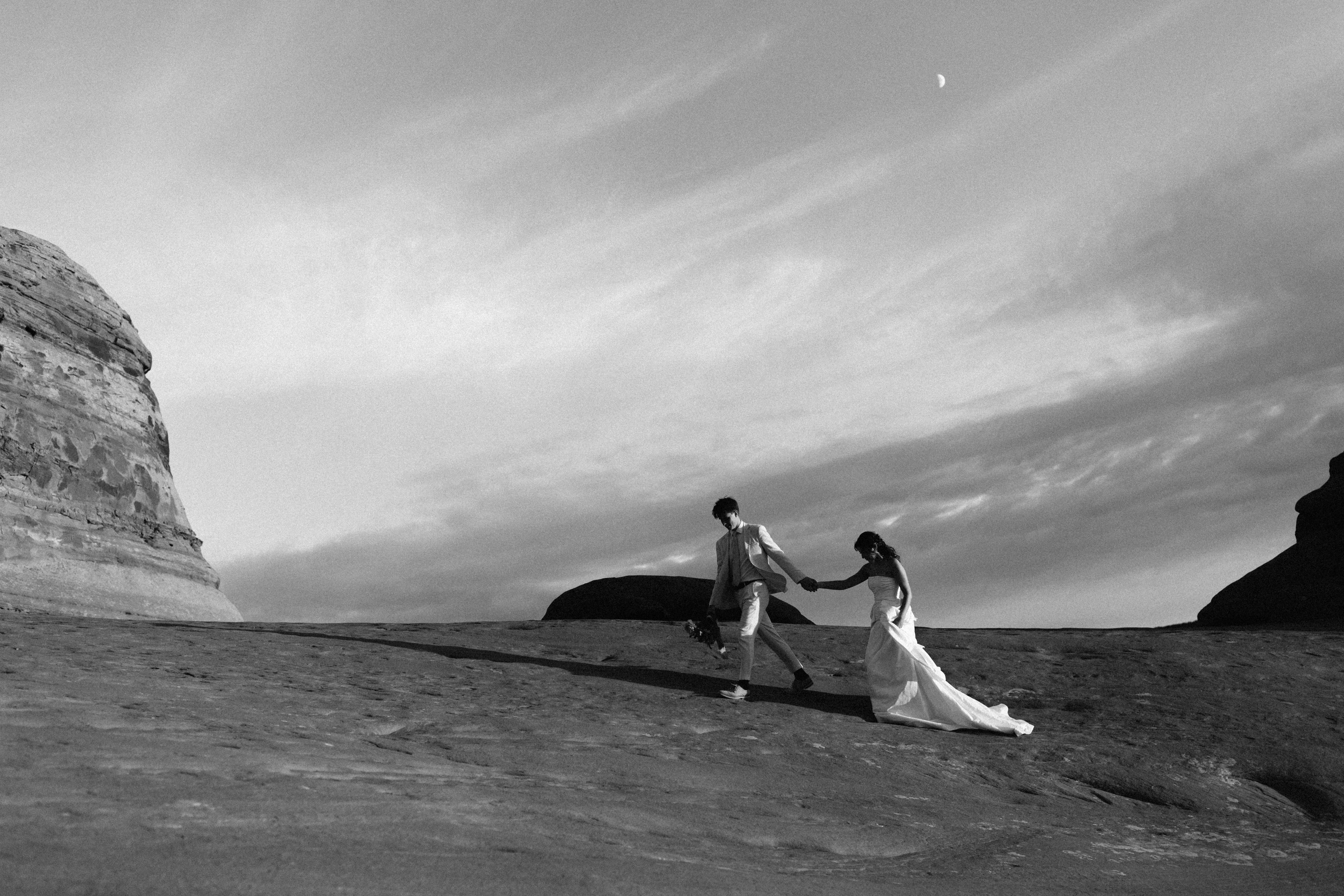 J&J at National Arches. Sara Eulalia | Virginia Photographer