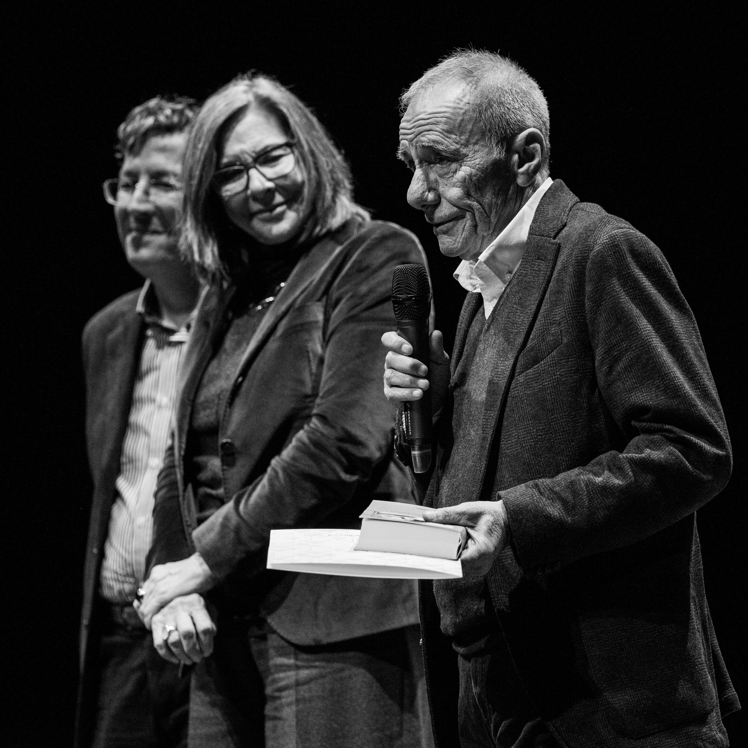Roberto Vecchioni Teatro Alba. “Gianmaria Coscia fotografo per passione”