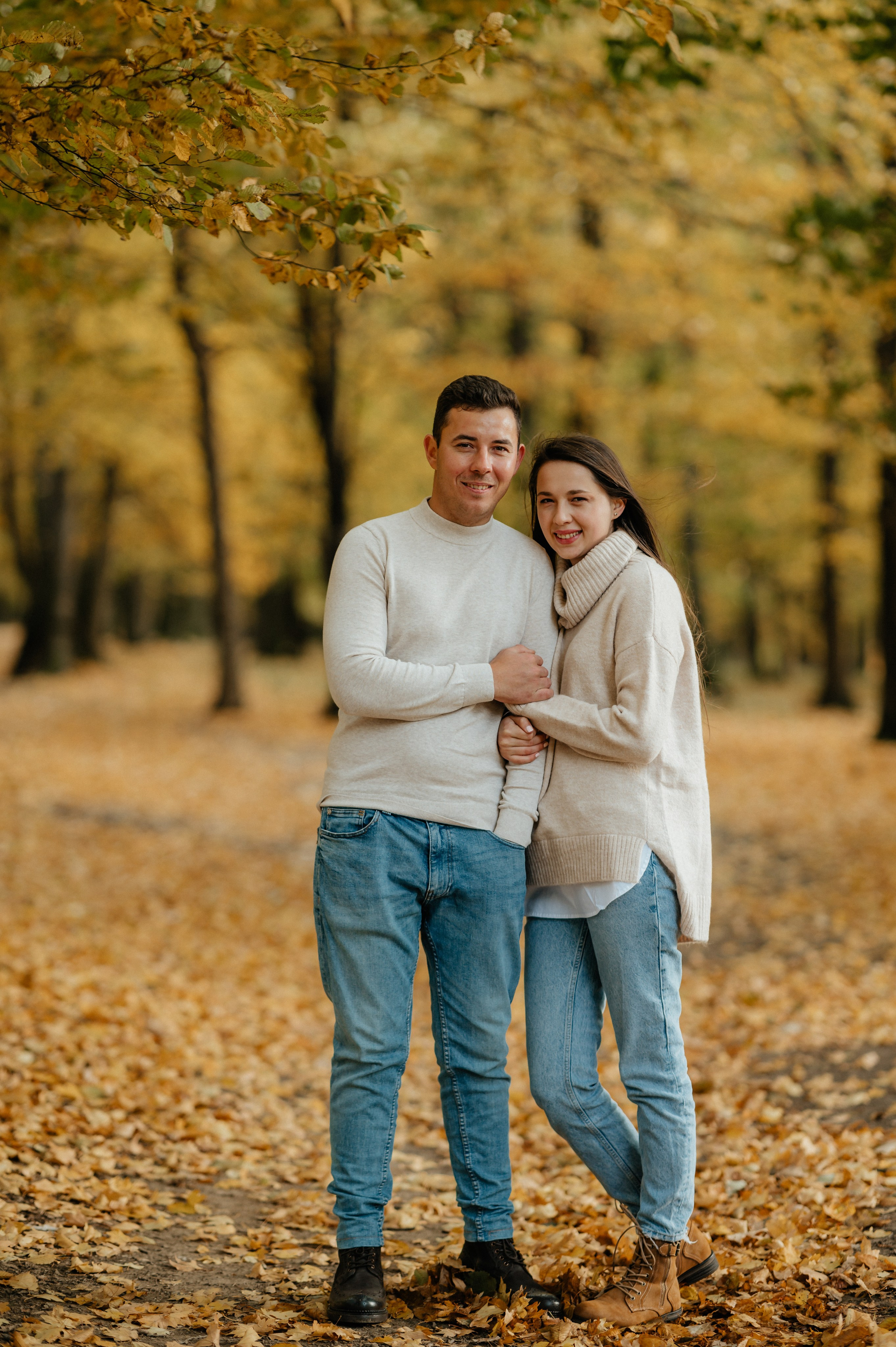 Save the date toamna , in natura. Proud Vision Weddings | Wedding Photography & Film — Servicii profesionale Foto Video Nunta Iasi