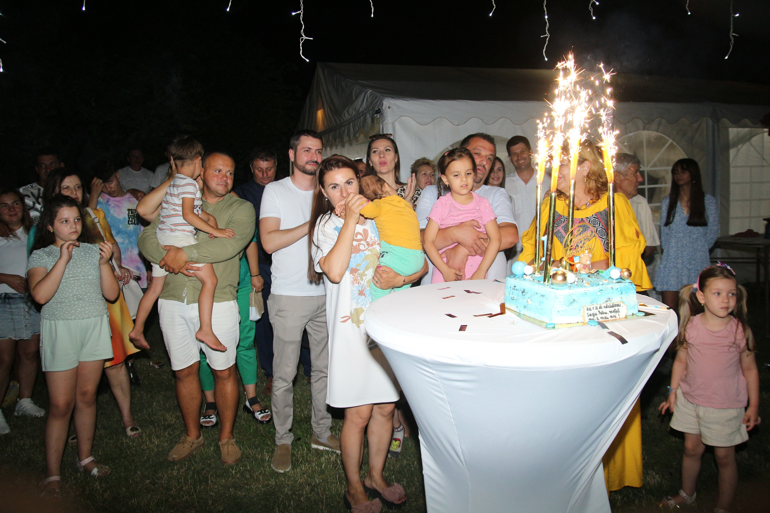 BYZO MEDIA. PETRU BYZO - family and children photographer in ROMANIA