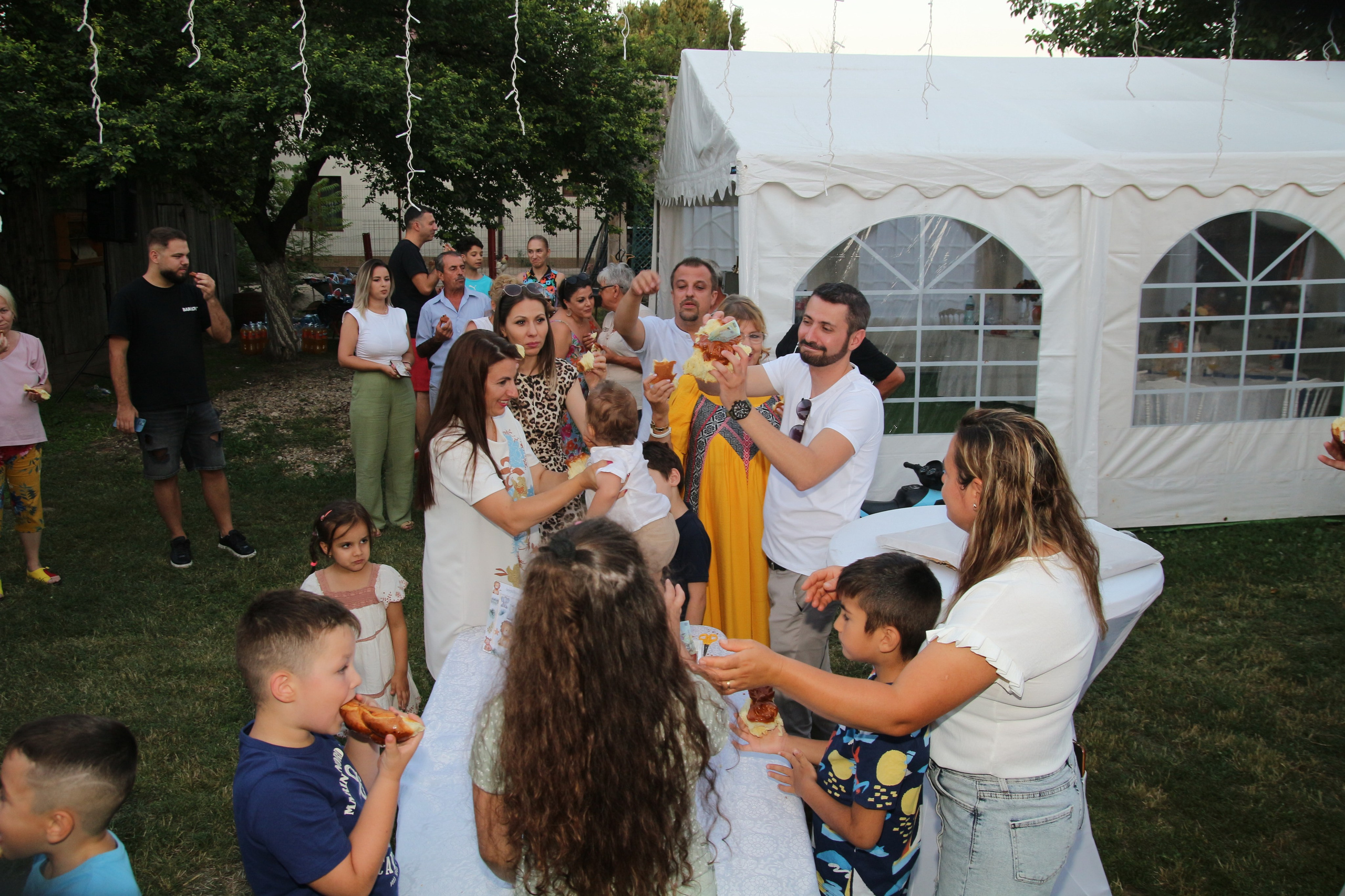 BYZO MEDIA. PETRU BYZO - family and children photographer in ROMANIA