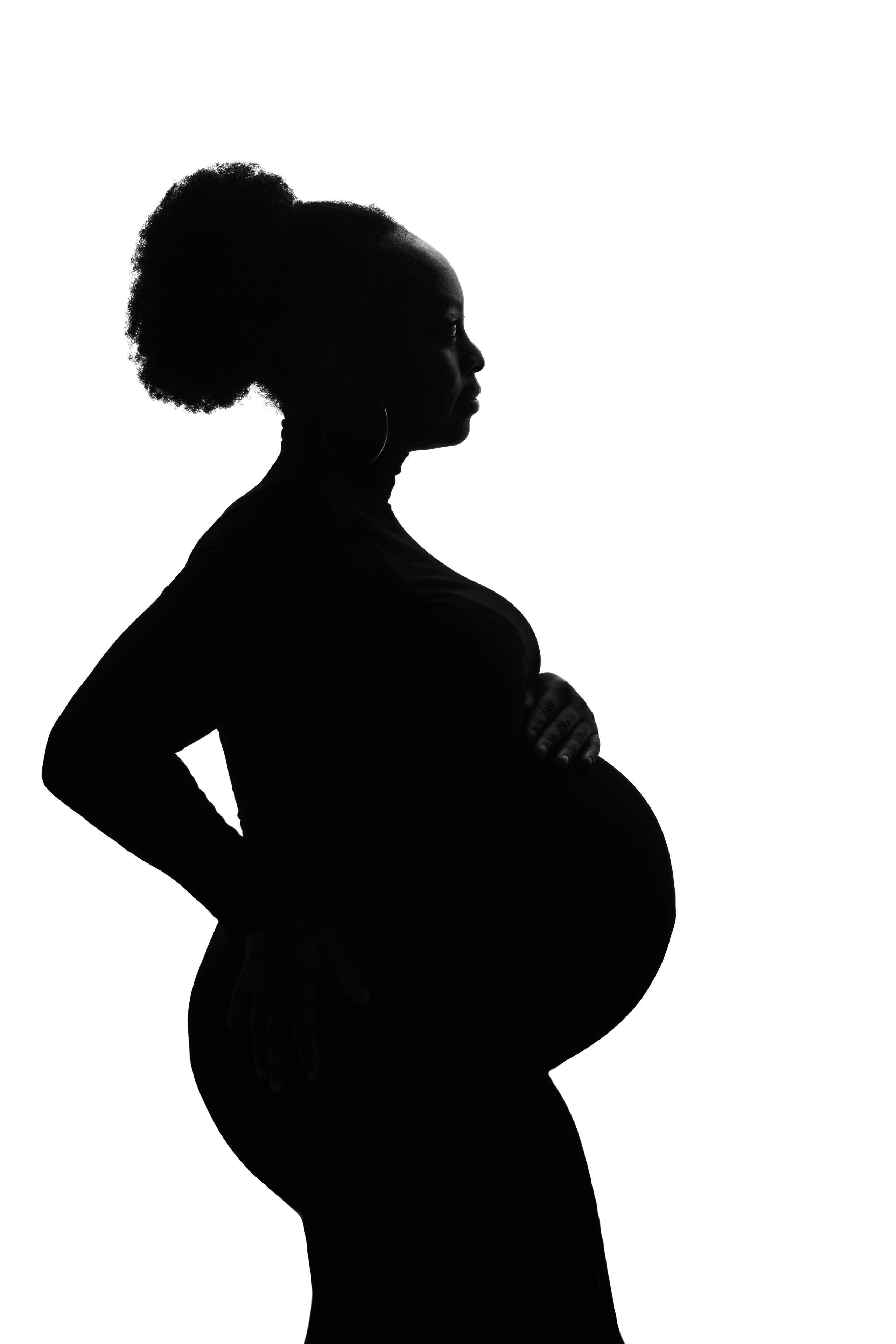 Babybauch Fotoshooting im Studio und on Location. Neugeborene, Baby Fotografin in Düren (NRW) - Vitalina Unruh