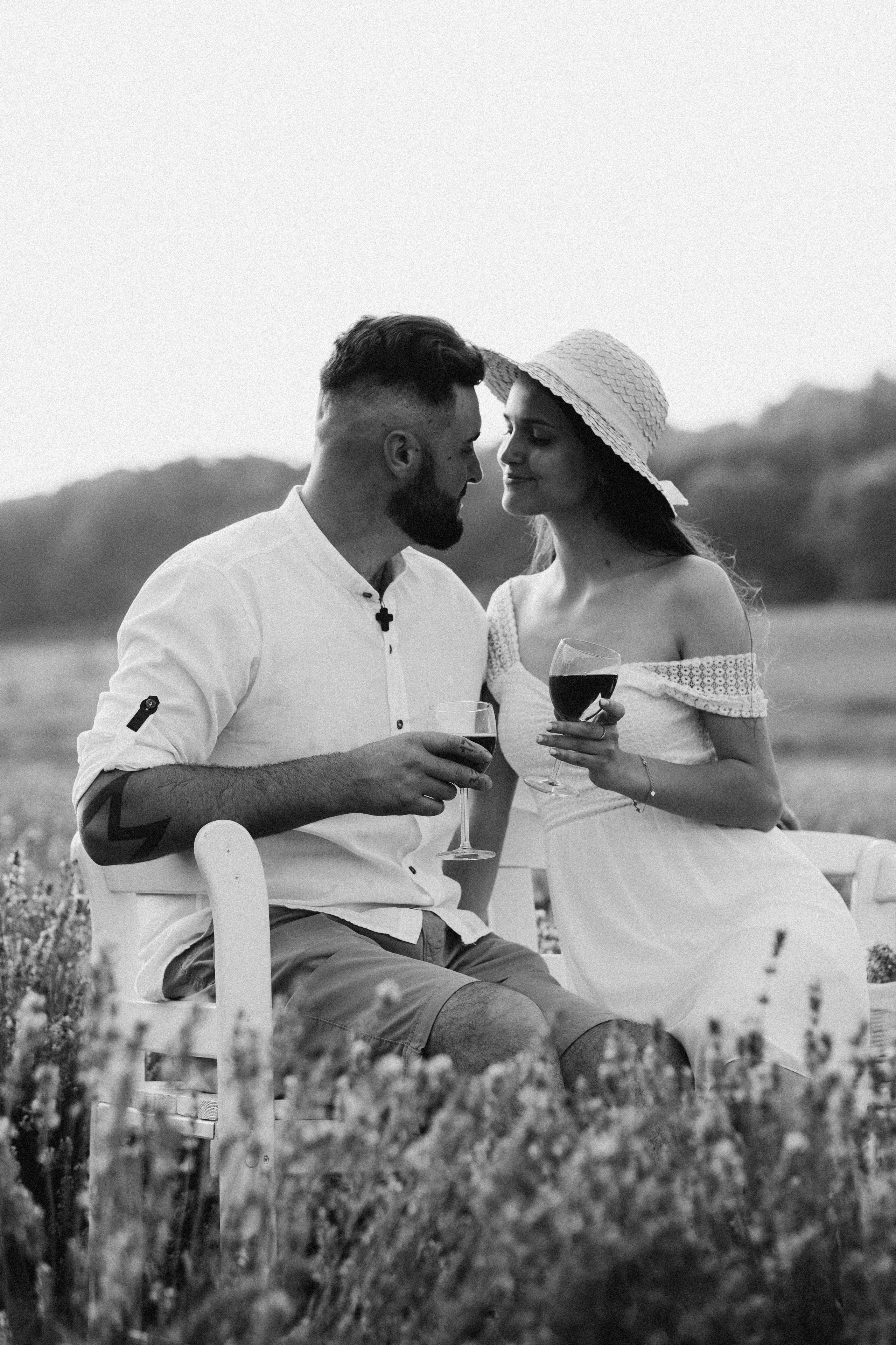 Hand in Hand. Fotograf Katowice – sesje indywidualne, rodzinne, ślubne