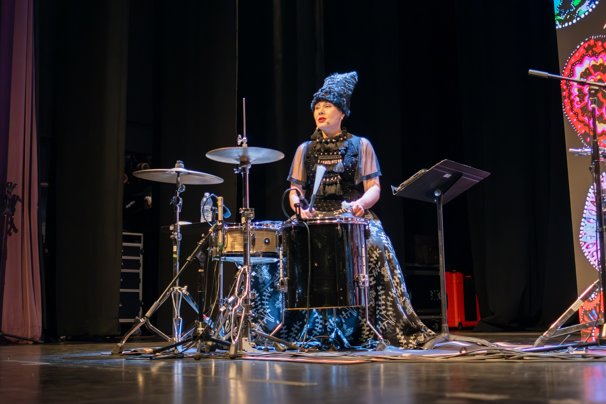 DAKHA BRAKHA. Reportage concert portrait photography in the San Francisco Bay Area