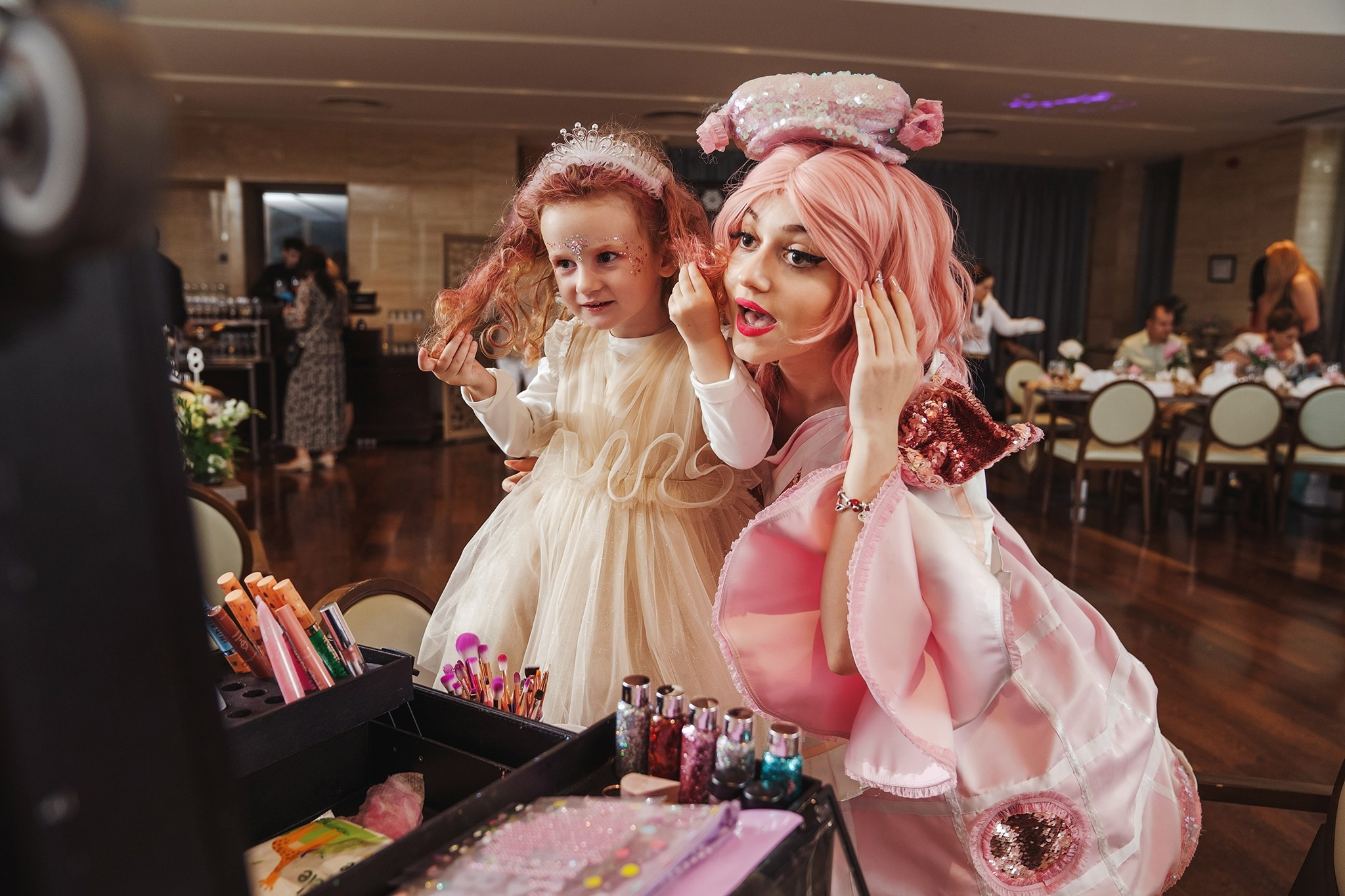 Stephanie Alma. Fotograf evenimente. Fotograf nunta. Fotograf Botez. Mihaela Savu