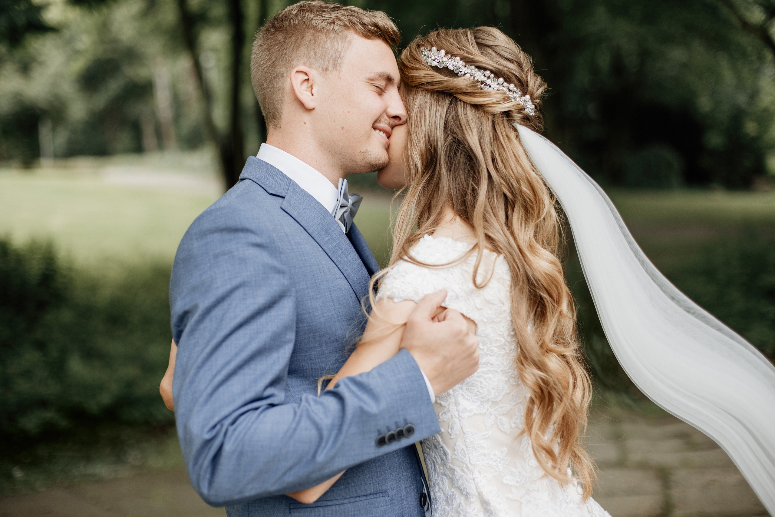 Katharina & Adrian. Elena Osadcij Photography Lohmar NRW