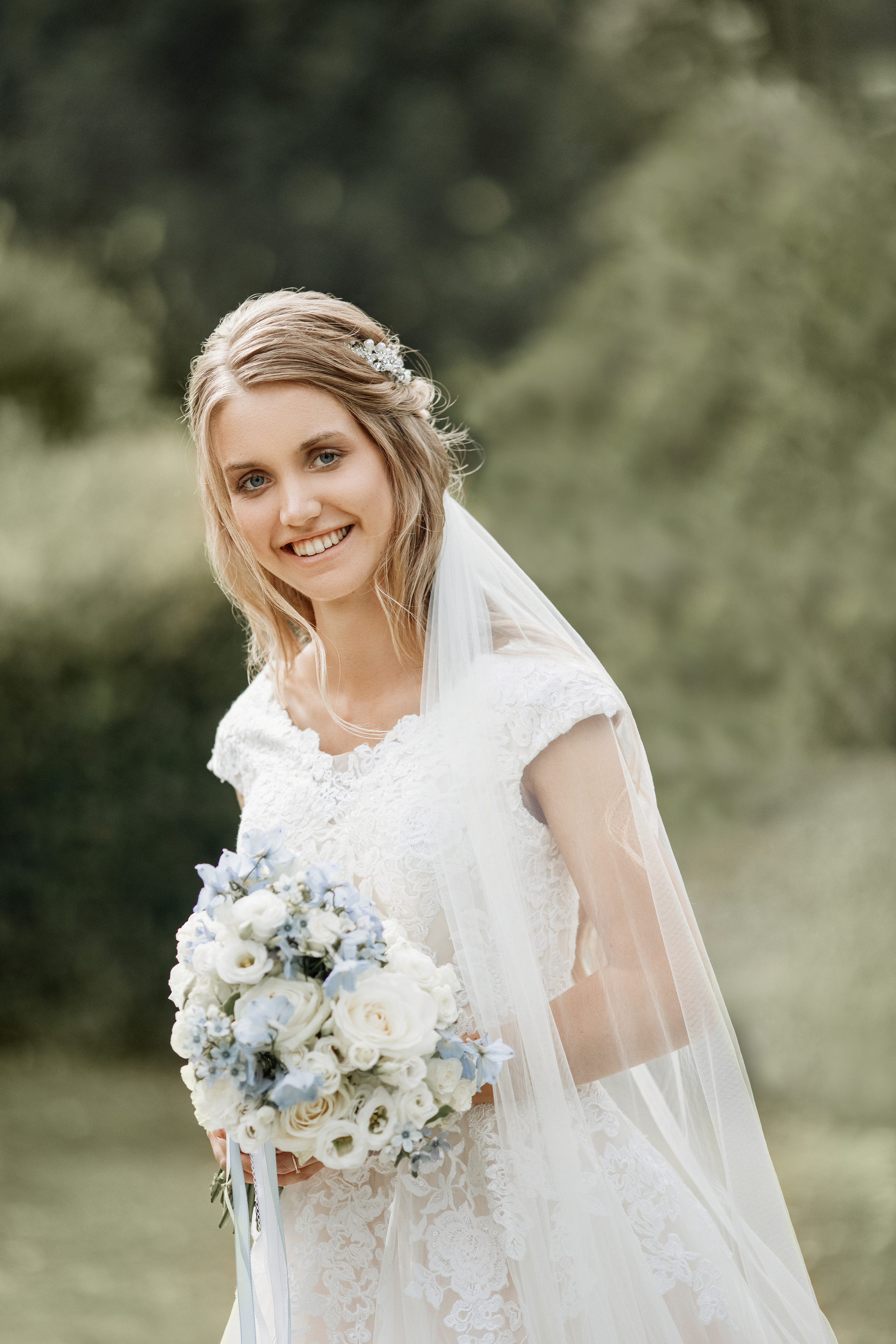 Katharina & Adrian. Elena Osadcij Photography Lohmar NRW