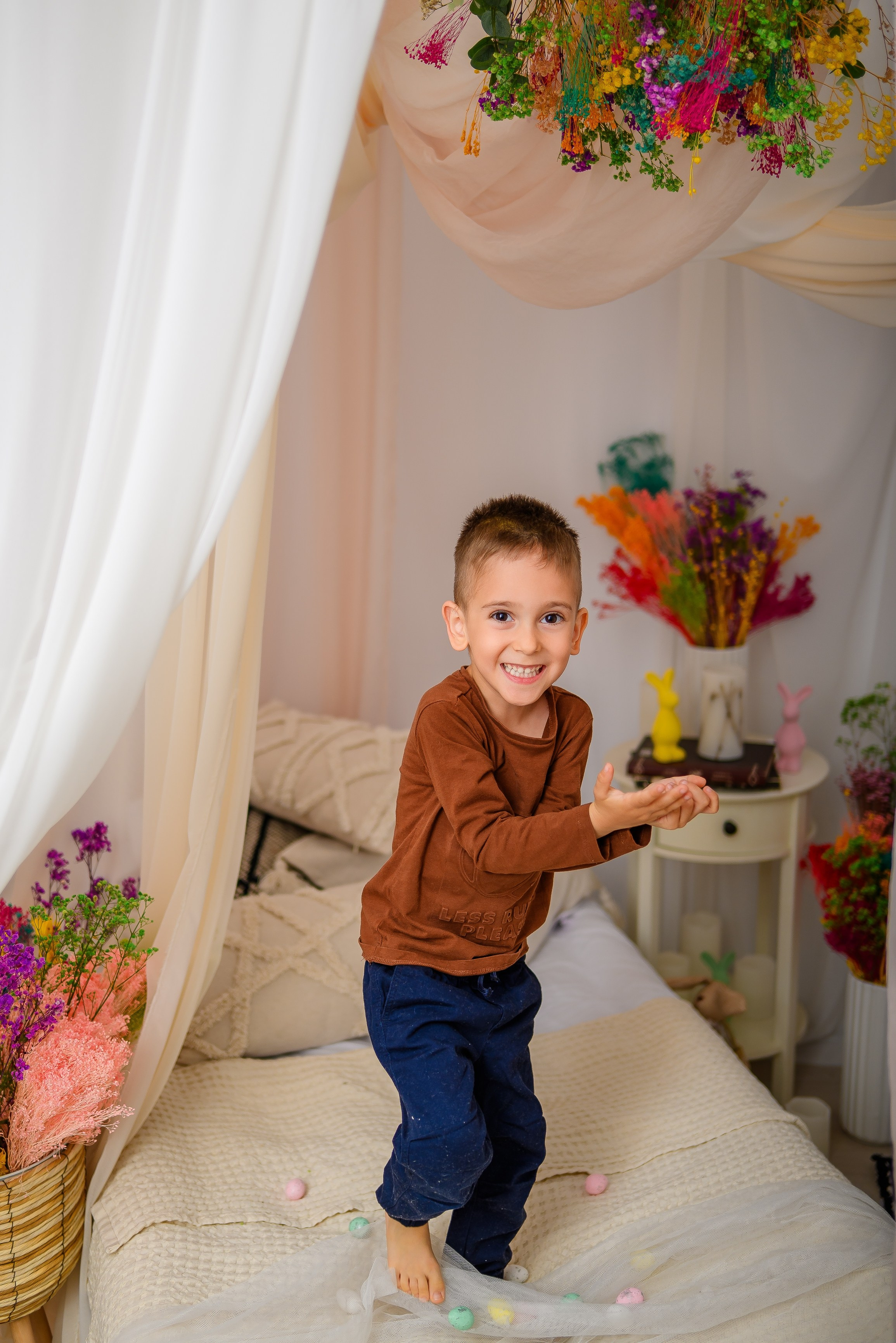Sedinte foto Paste. Daria Kids Photo by Alexandra Tomoiu | Fotograf familie si evenimente | Militari Residence, Bucuresti