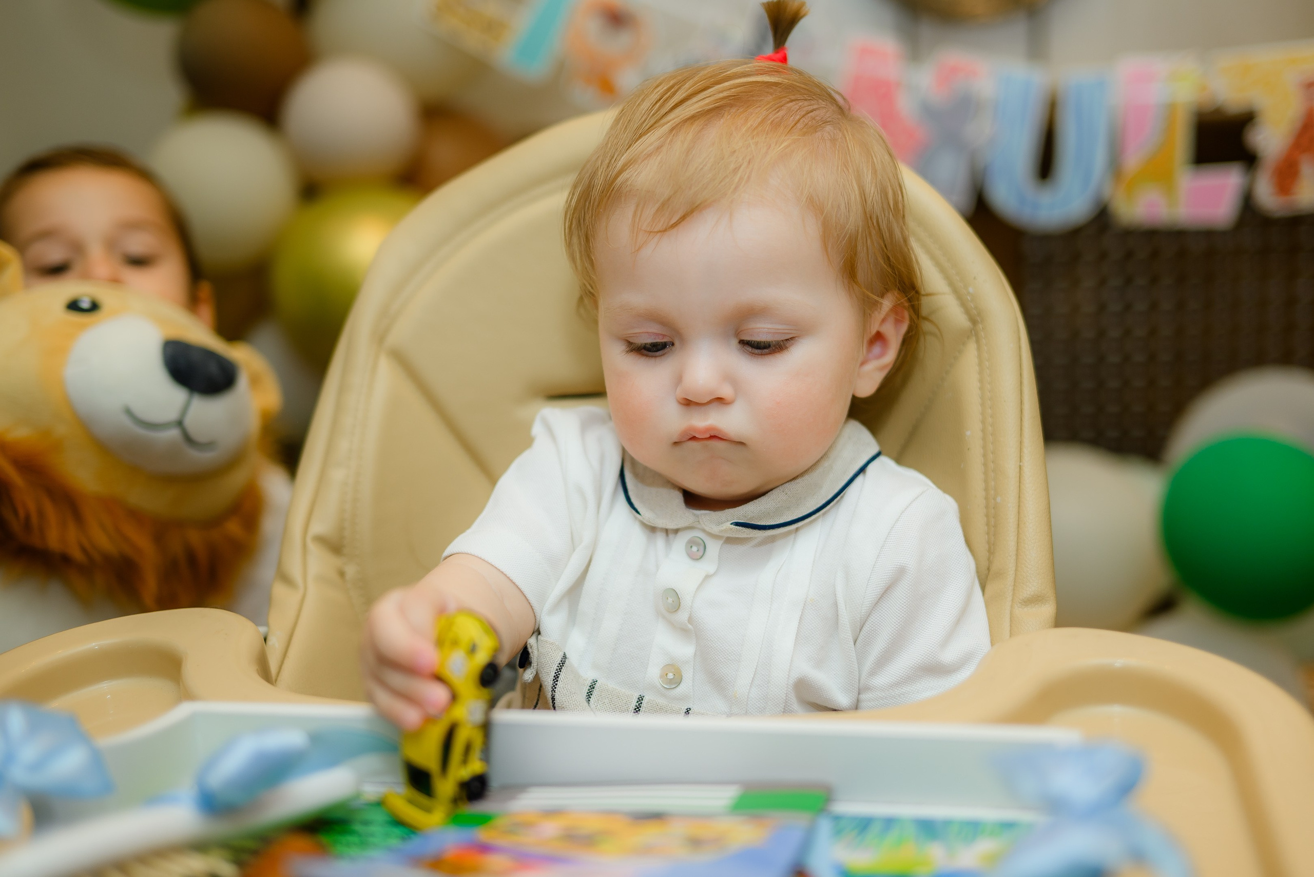 Fotograf mot, turta si aniversari Bucuresti | Daria Kids Photo