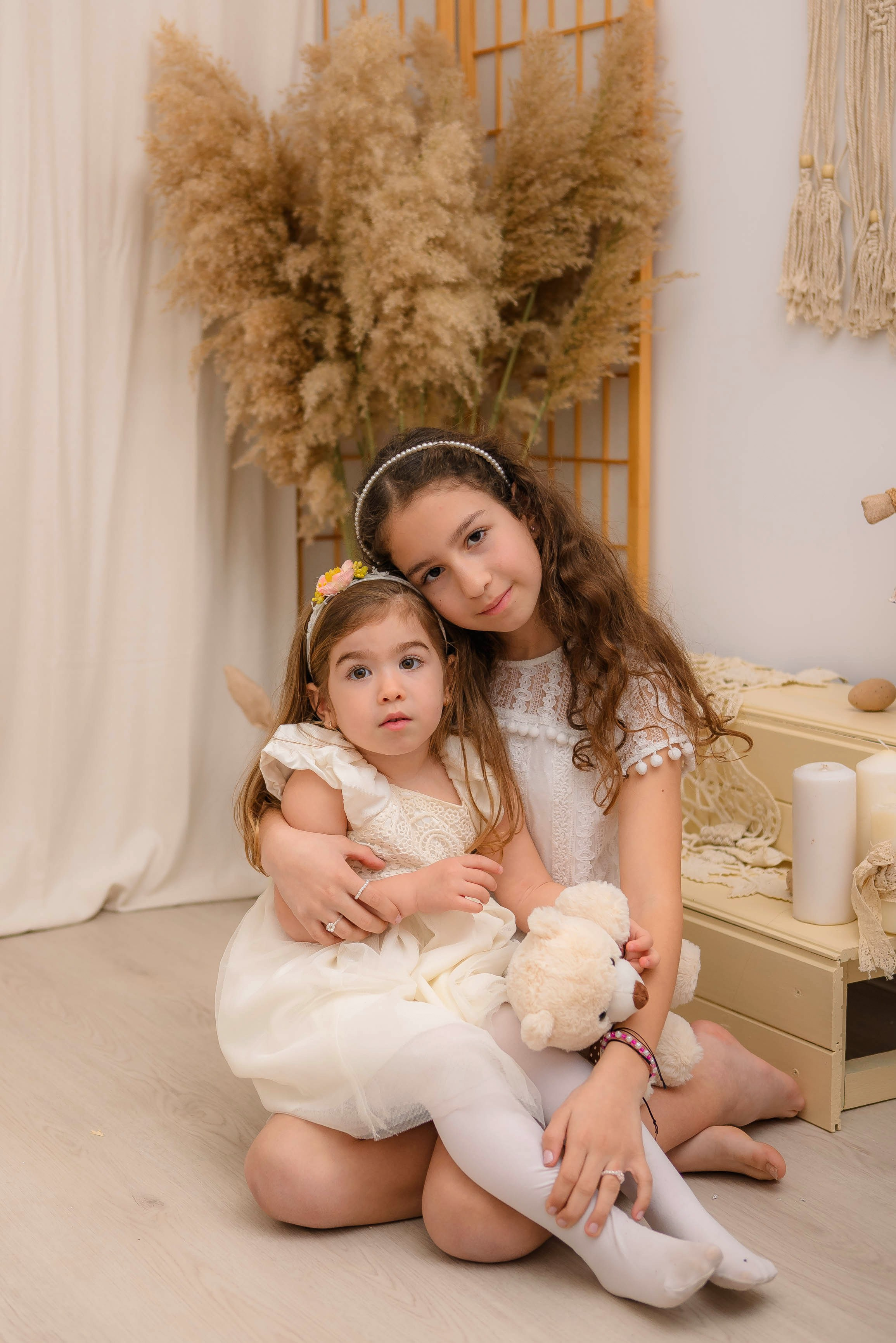 Sedinte foto Paste. Daria Kids Photo by Alexandra Tomoiu | Fotograf familie si evenimente | Militari Residence, Bucuresti