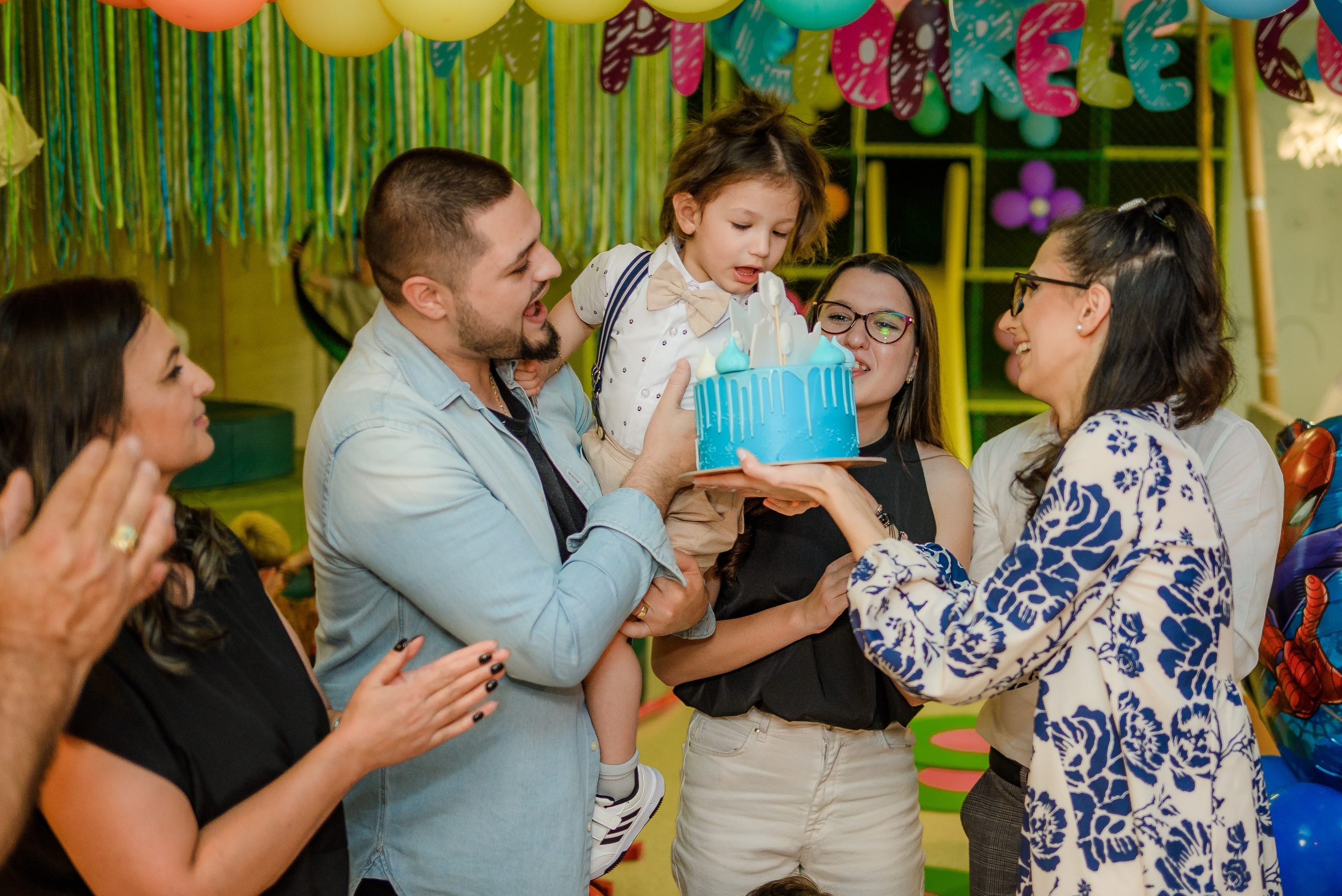 Fotograf mot, turta si aniversari Bucuresti | Daria Kids Photo