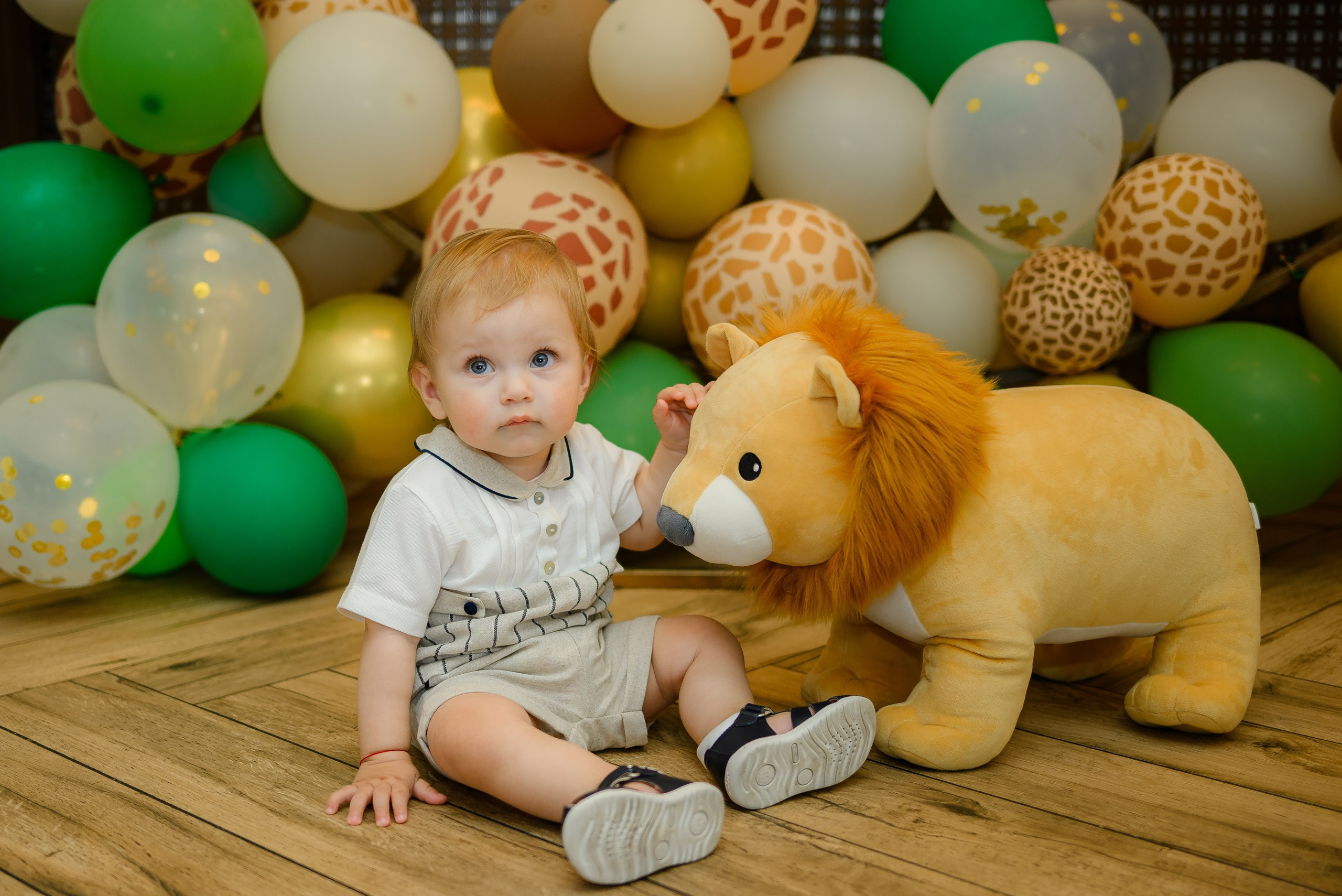 Fotograf mot, turta si aniversari Bucuresti | Daria Kids Photo
