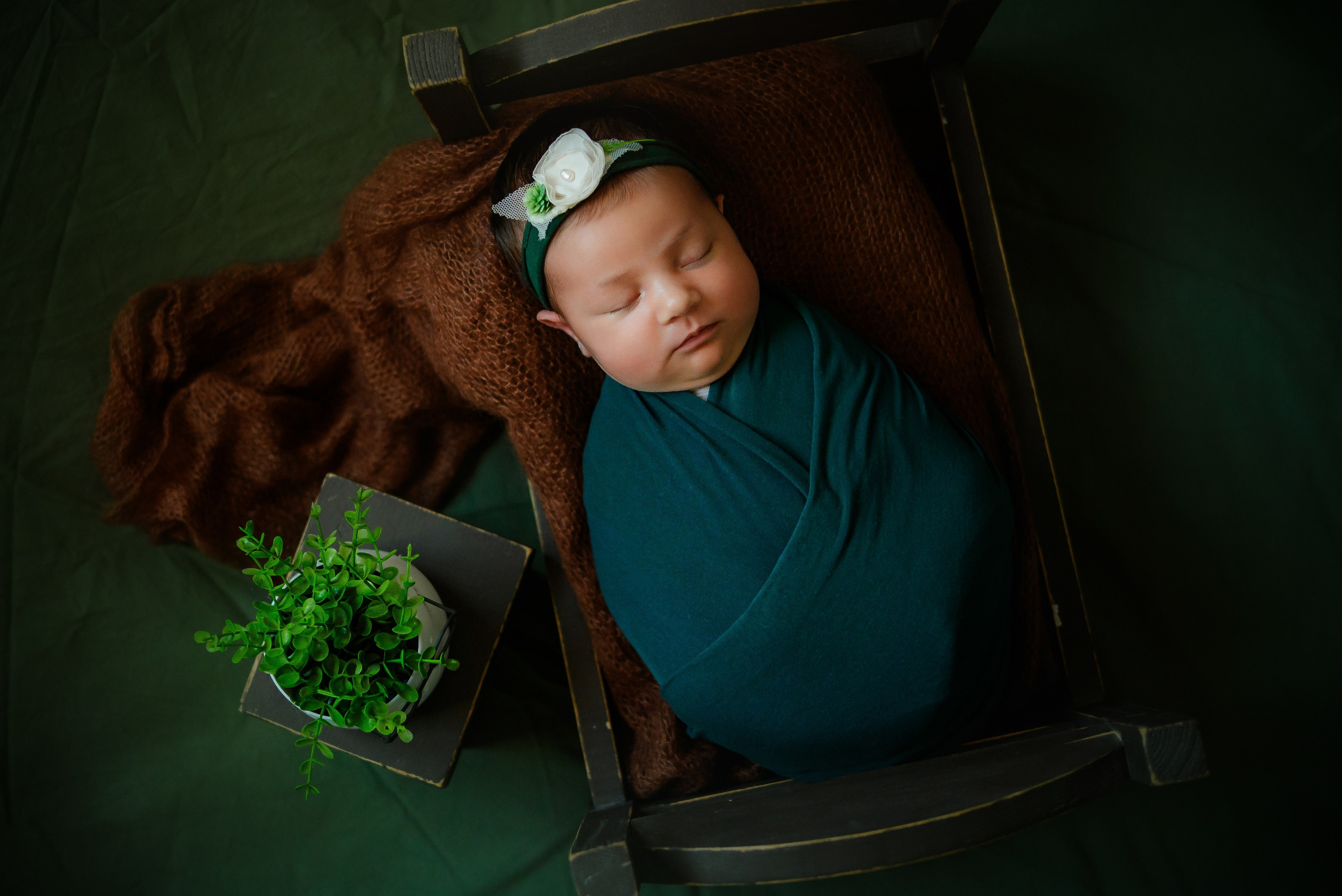 Sedinte de Nou Nascut. Daria Kids Photo by Alexandra Tomoiu | Fotograf familie si evenimente | Militari Residence, Bucuresti