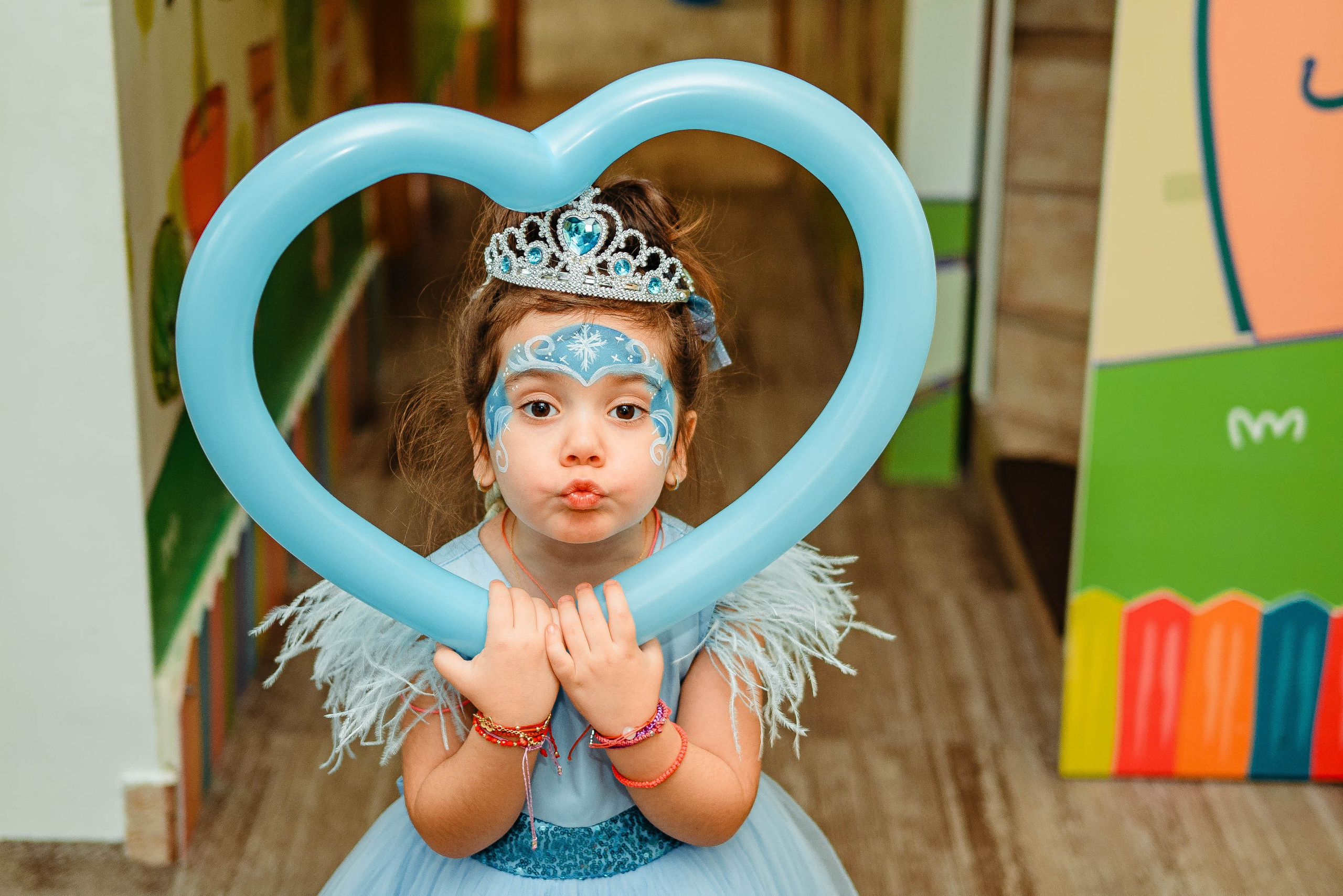 Fotograf mot, turta si aniversari Bucuresti | Daria Kids Photo