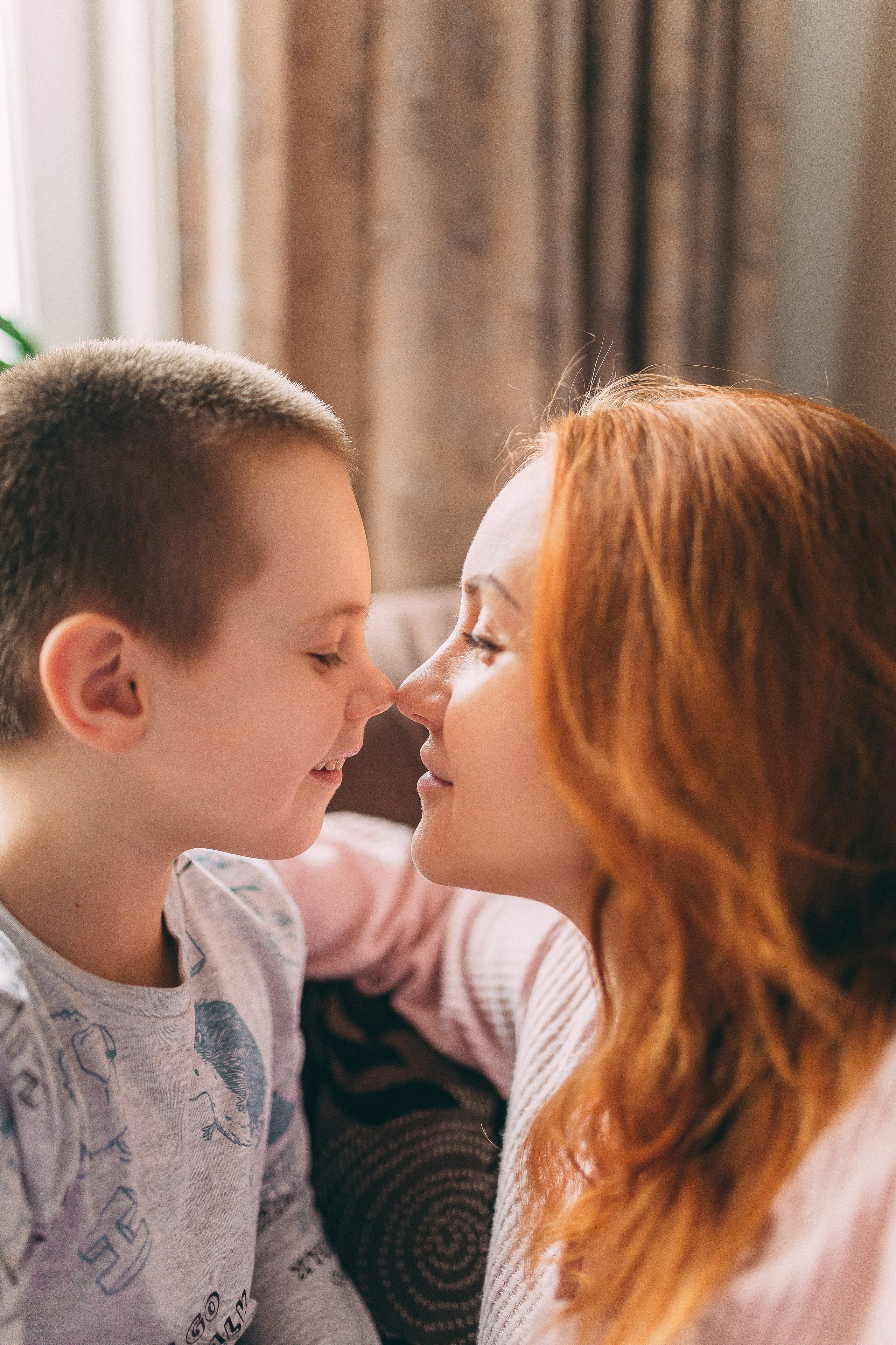 Домашняя съёмка мама с сыном. Fotogrāfs Rīgā — Katerina Gordik