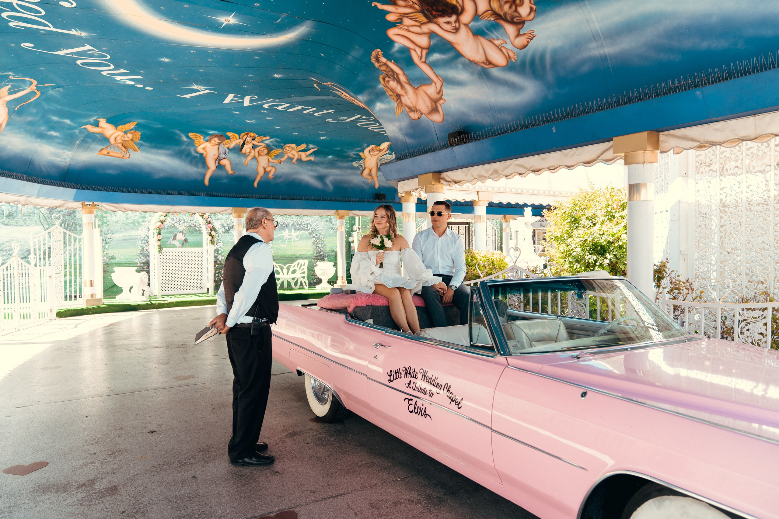 Iryna&Roman. Wedding & elopement photographer Viktoriya Kravtsov. Las Vegas