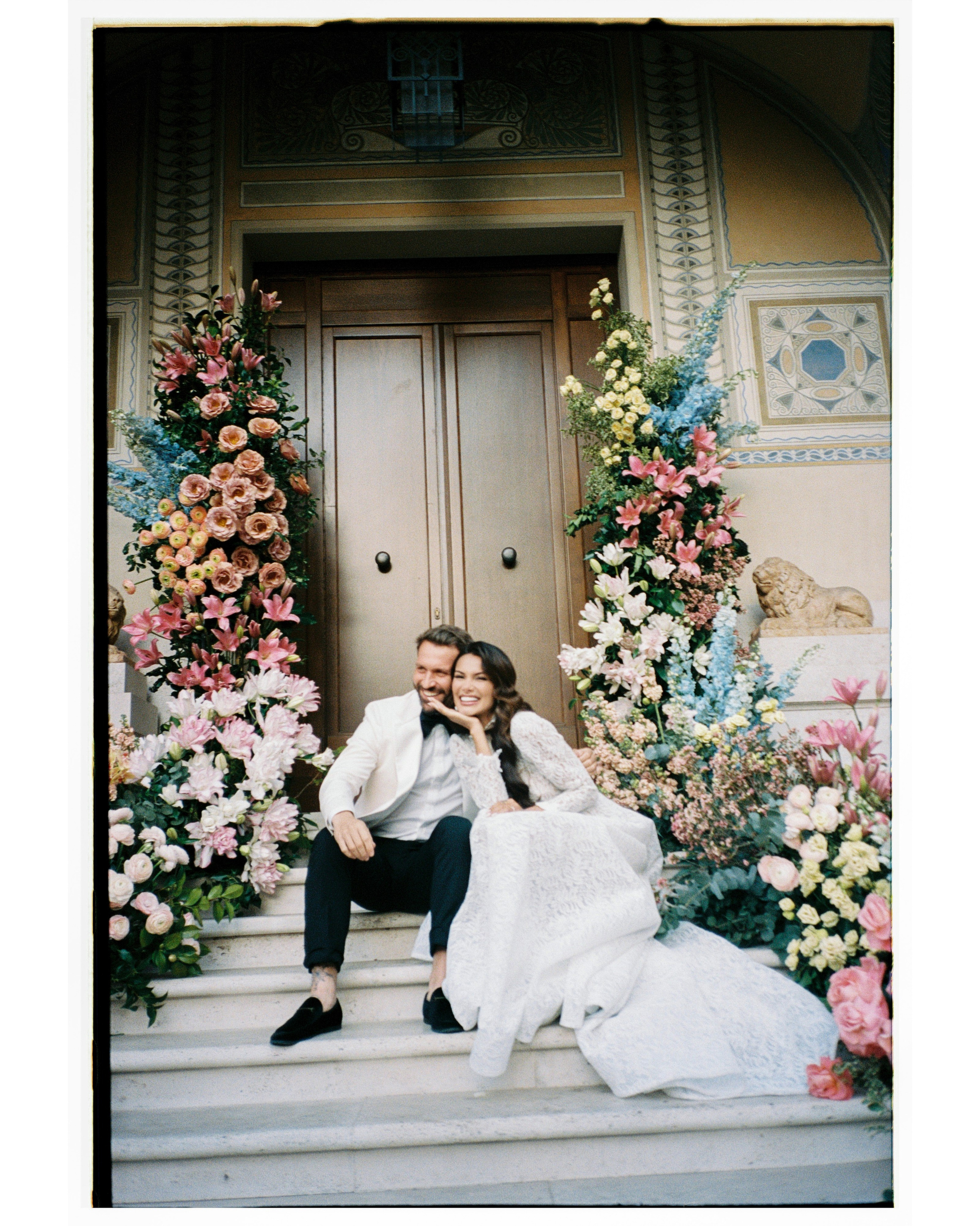 Celebrate love in the heart of Rome with a stunning wedding photoshoot at Villa Clara. Shot on Kodak Portra 400 film