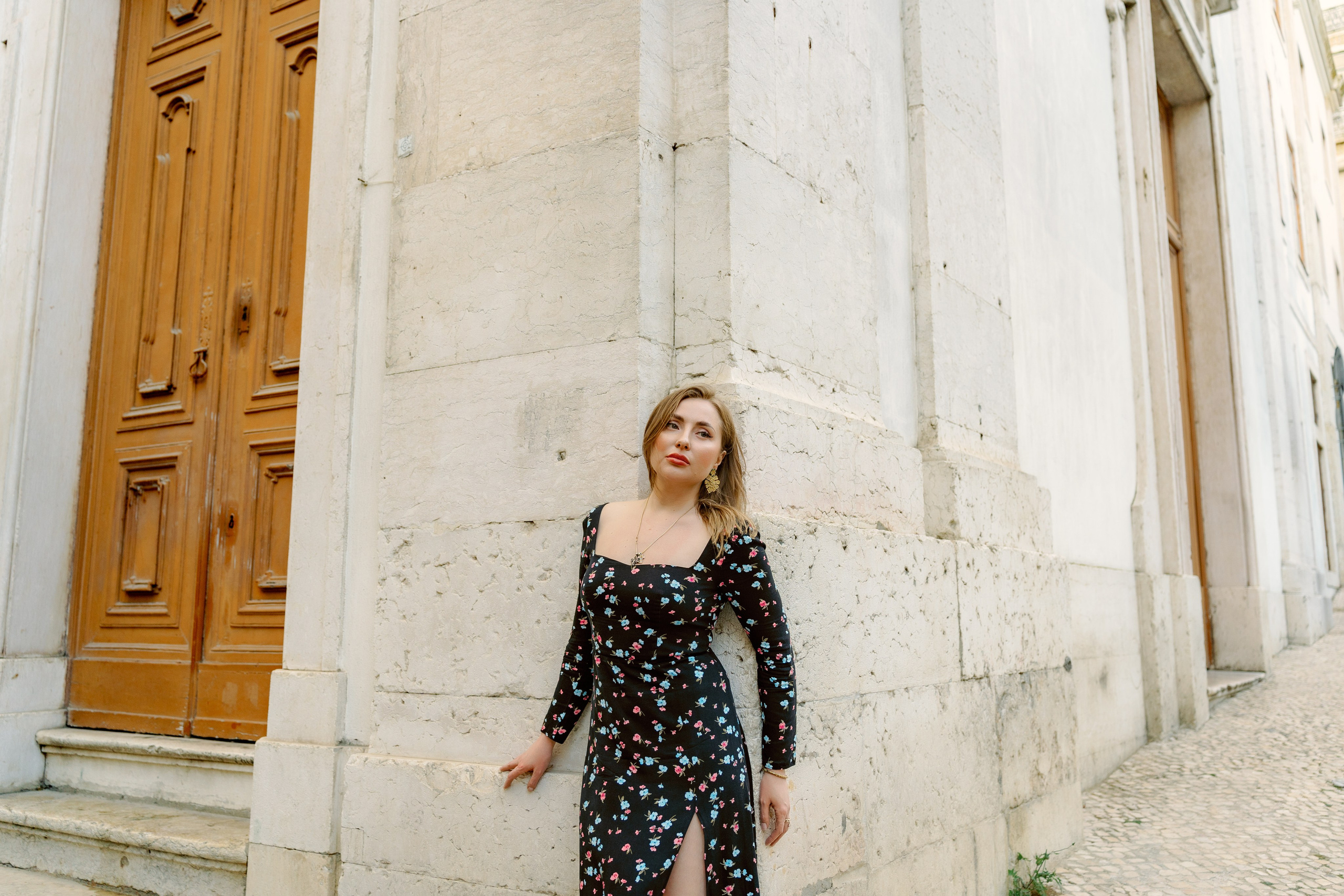 INDIVIDUAL PHOTO SHOOT IN LISBON. Photo and video shoots, photo tours in Portugal — WePortugal