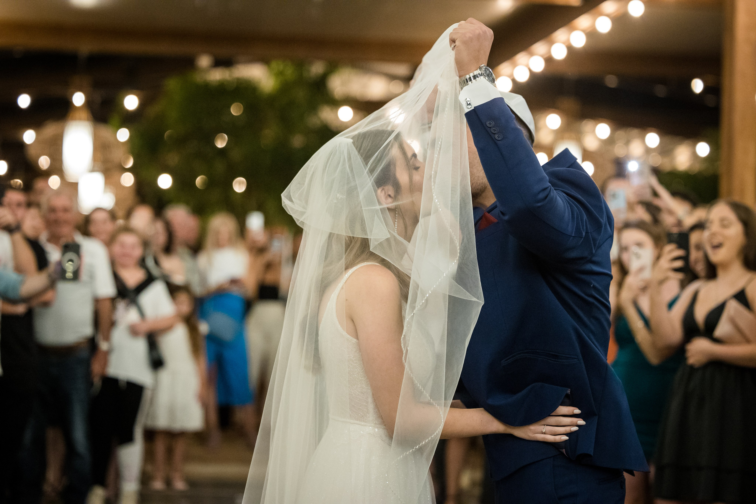 Auneg & Yarin. AMIR BUCHNIK PHOTOGRAPHER