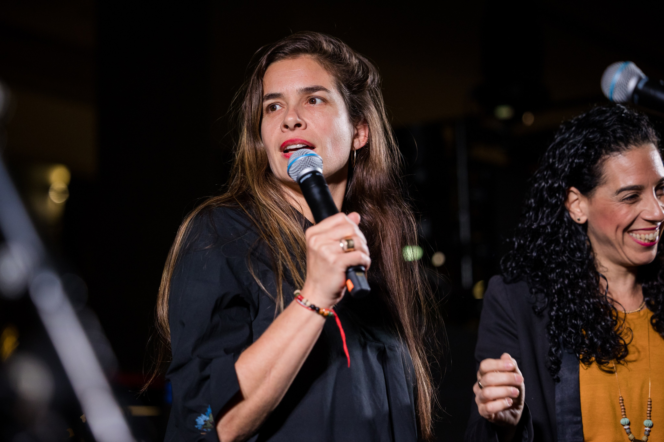 Pfizer. AMIR BUCHNIK PHOTOGRAPHER