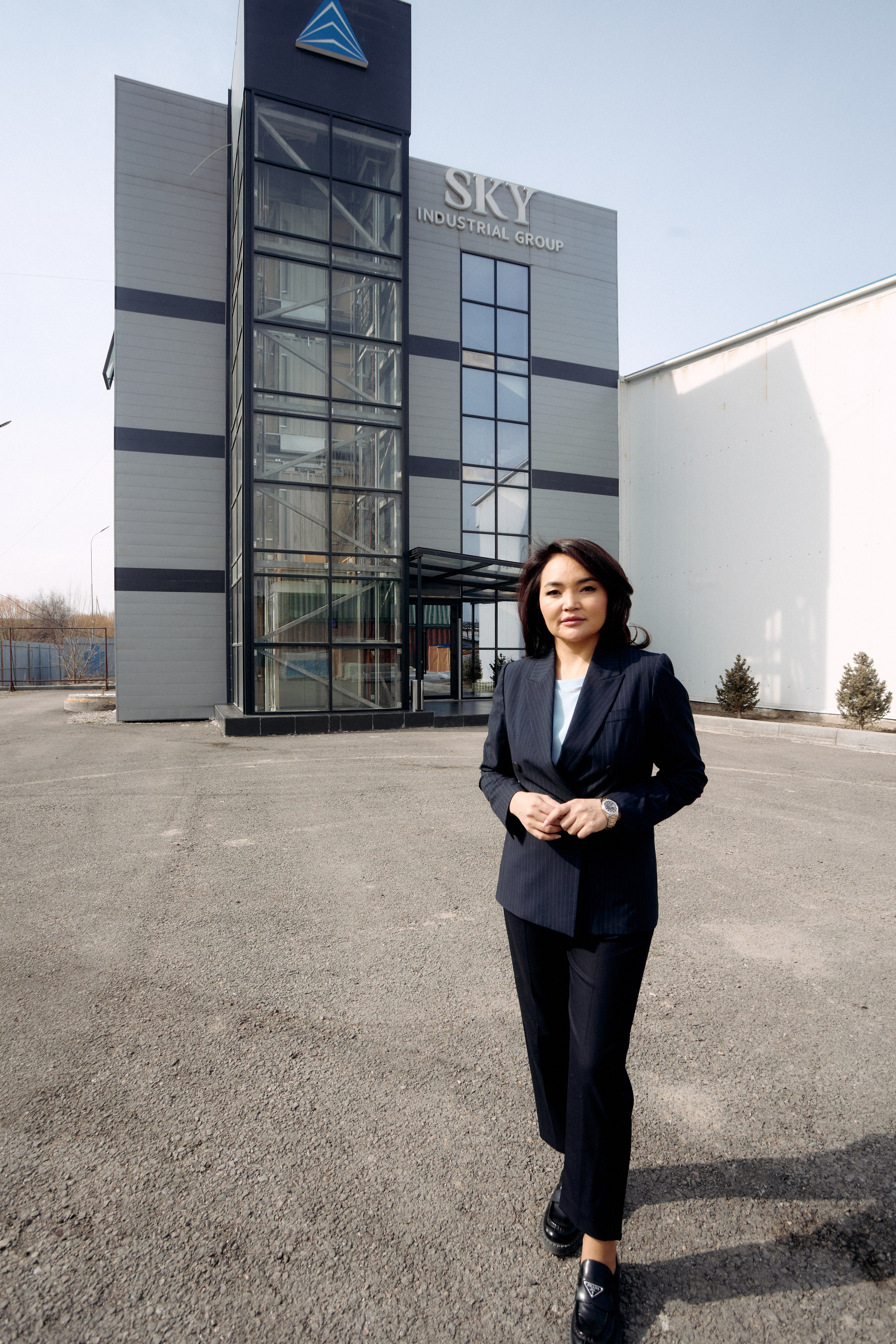 Рахат. Директор завода. Валерия Вартанова. Фотограф