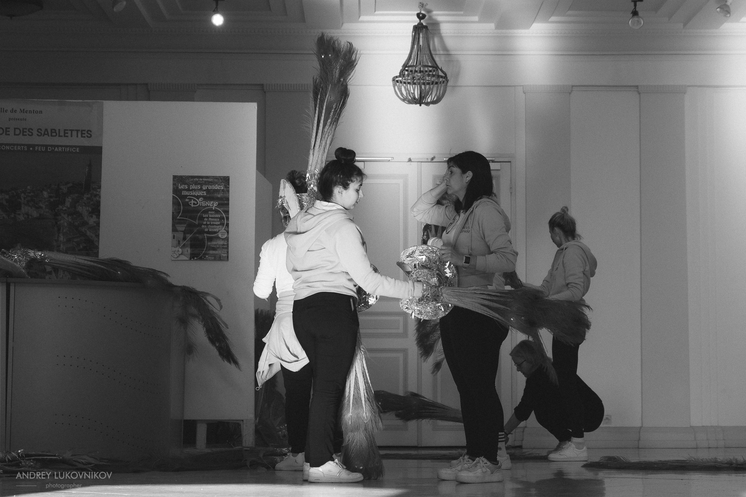 Backstage and carnival photographer in Europe — Spain, France, Italy | Andrey Lukovnikov