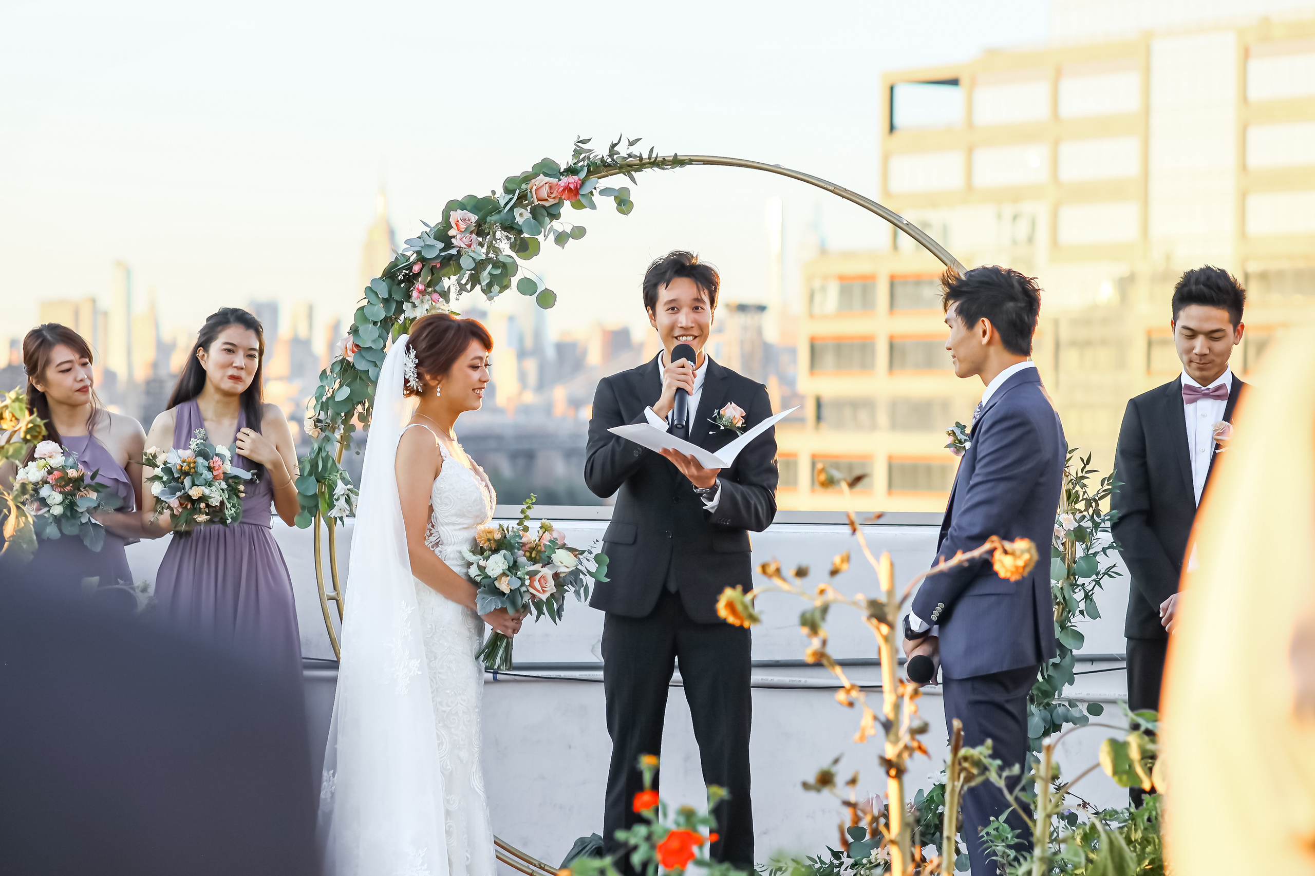 Ssunin and Kenny. Wedding and Event photography, Kisses + Veil