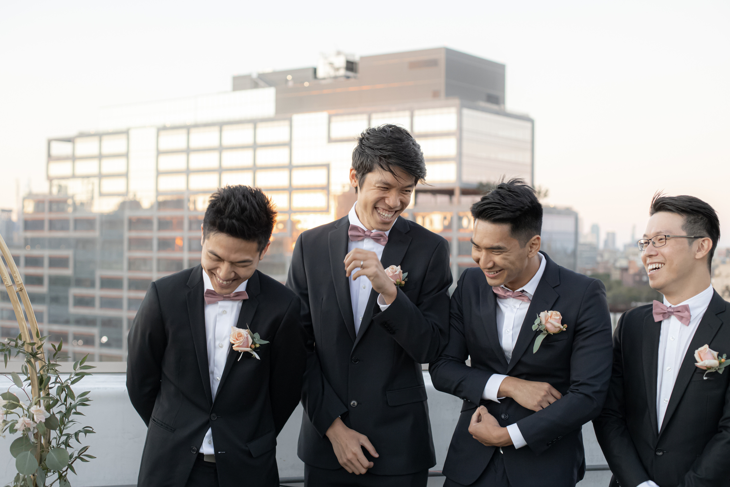 Ssunin and Kenny. Wedding and Event photography, Kisses + Veil