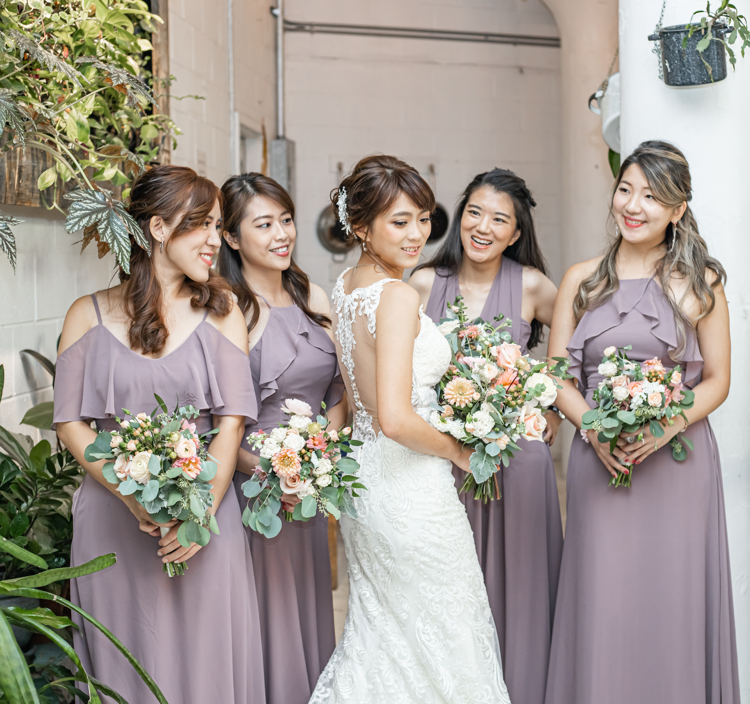 Ssunin and Kenny. Wedding and Event photography, Kisses + Veil